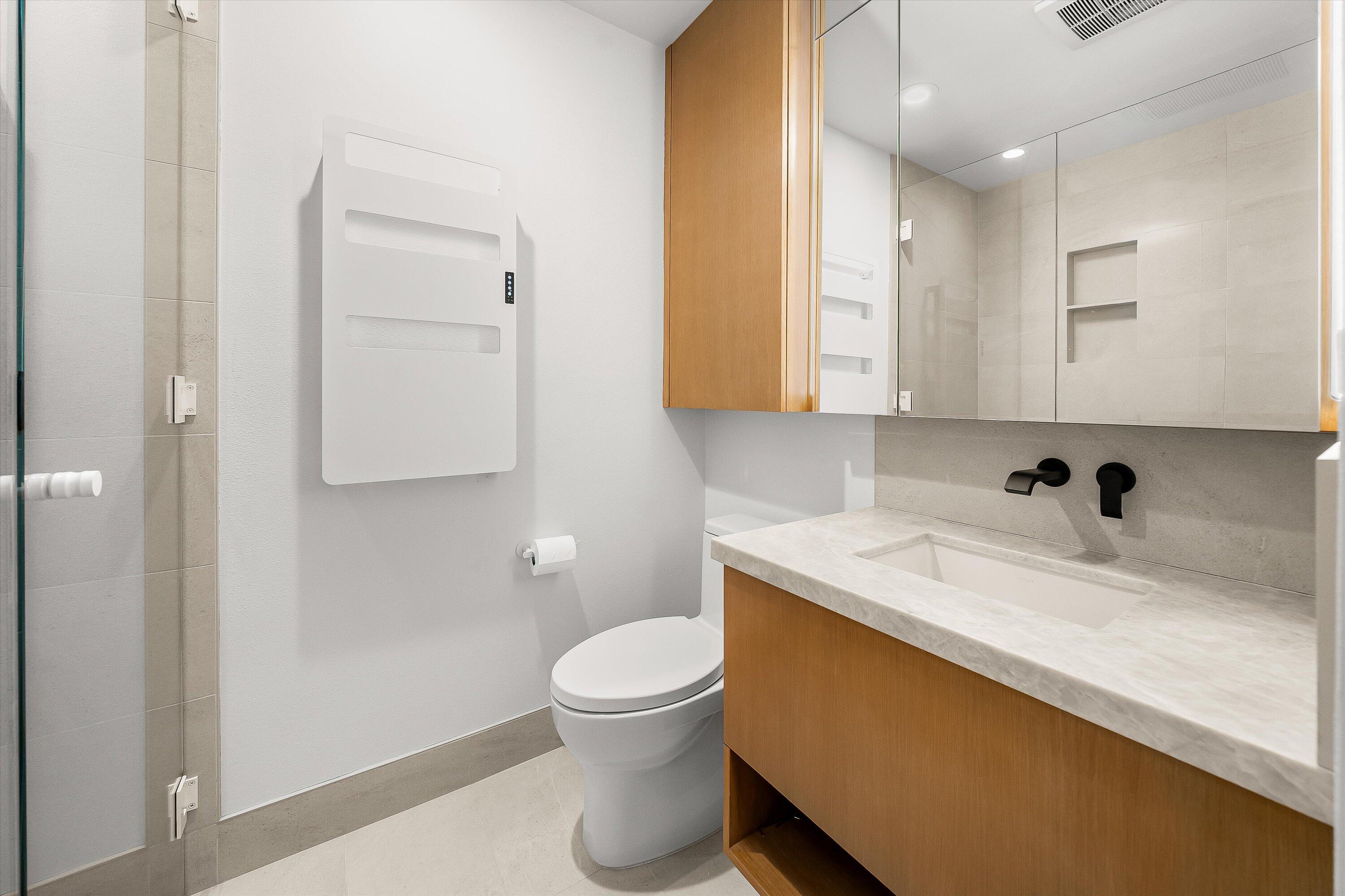 Montecito, California 93108, United States, 1 Bedroom Bedrooms, ,1 BathroomBathrooms,Residential,Active,235883