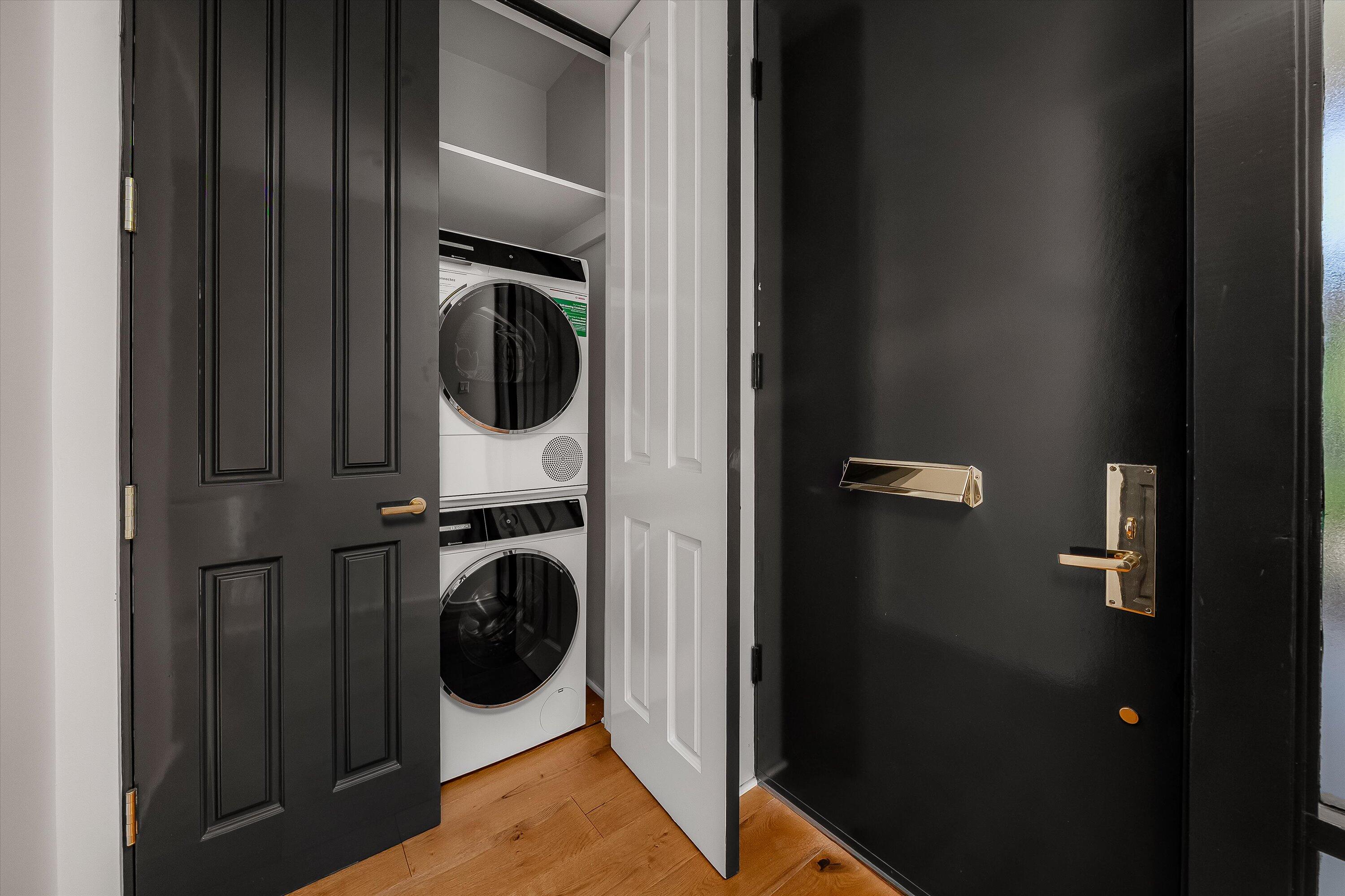 Montecito, California 93108, United States, 1 Bedroom Bedrooms, ,1 BathroomBathrooms,Residential,Active,235883