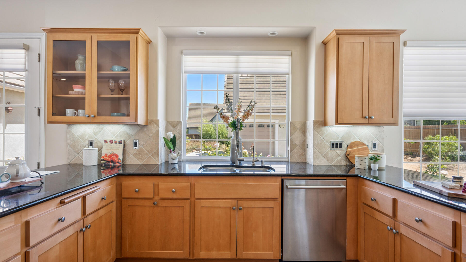 Solvang, California 93463, United States, 4 Bedrooms Bedrooms, ,3 BathroomsBathrooms,Residential,Active,178472