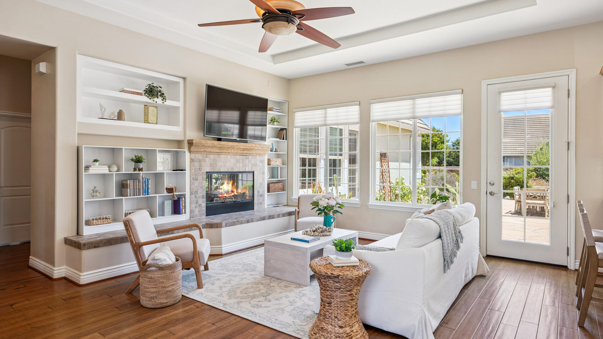 Solvang, California 93463, United States, 4 Bedrooms Bedrooms, ,3 BathroomsBathrooms,Residential,Active,178472