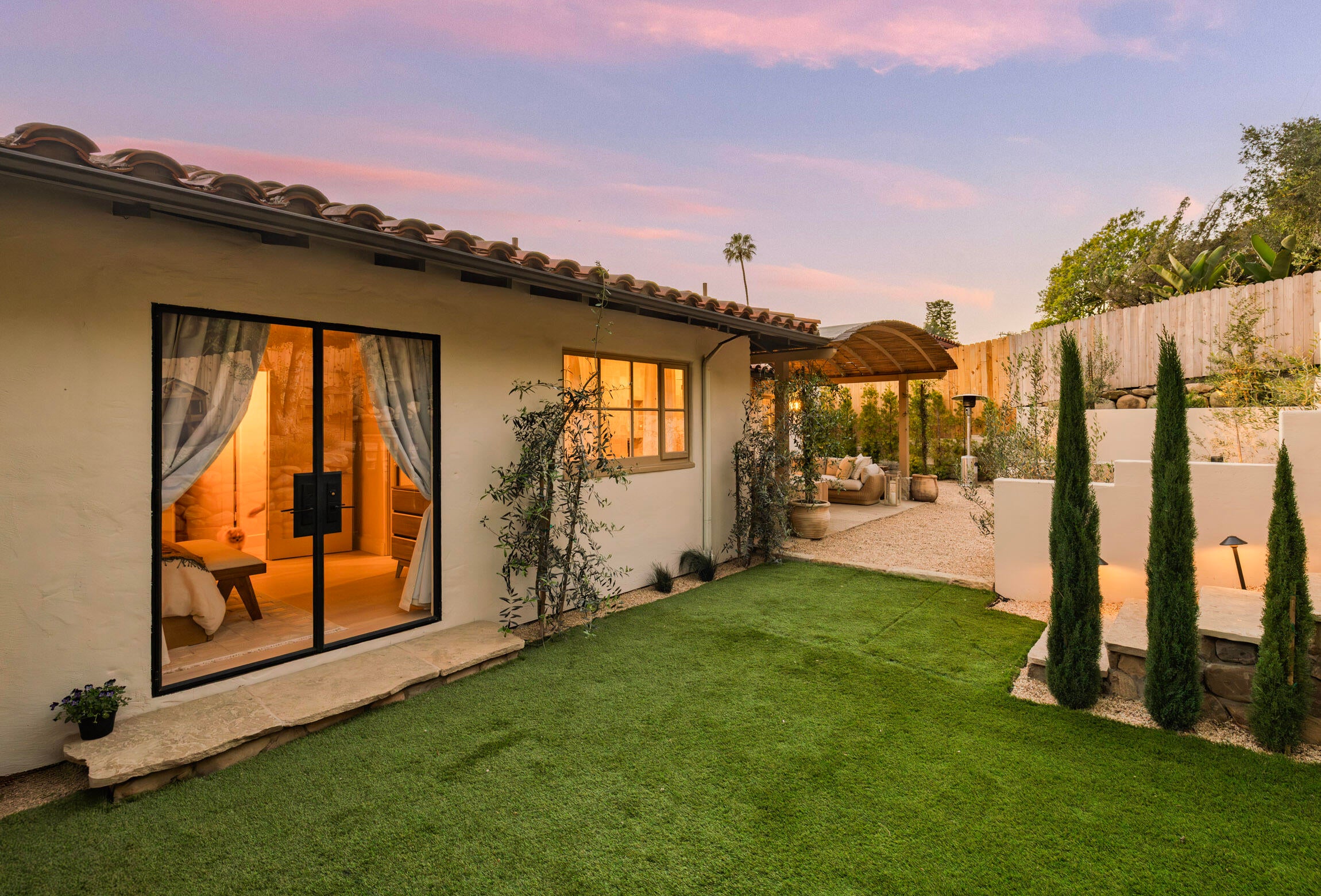 1249 Diana Lane