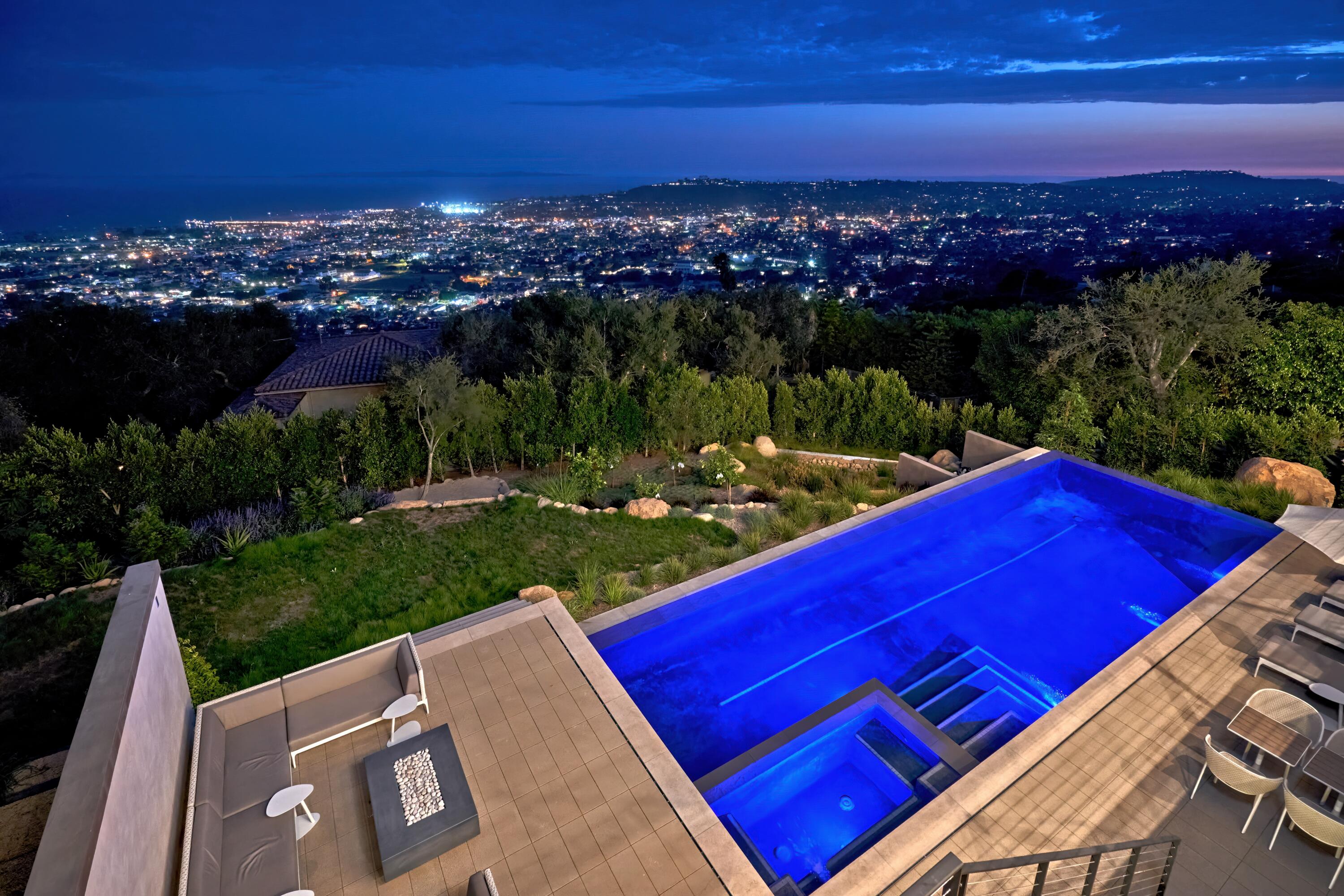 Santa Barbara, California 93103, United States, 4 Bedrooms Bedrooms, ,4 BathroomsBathrooms,Residential,Active,197809