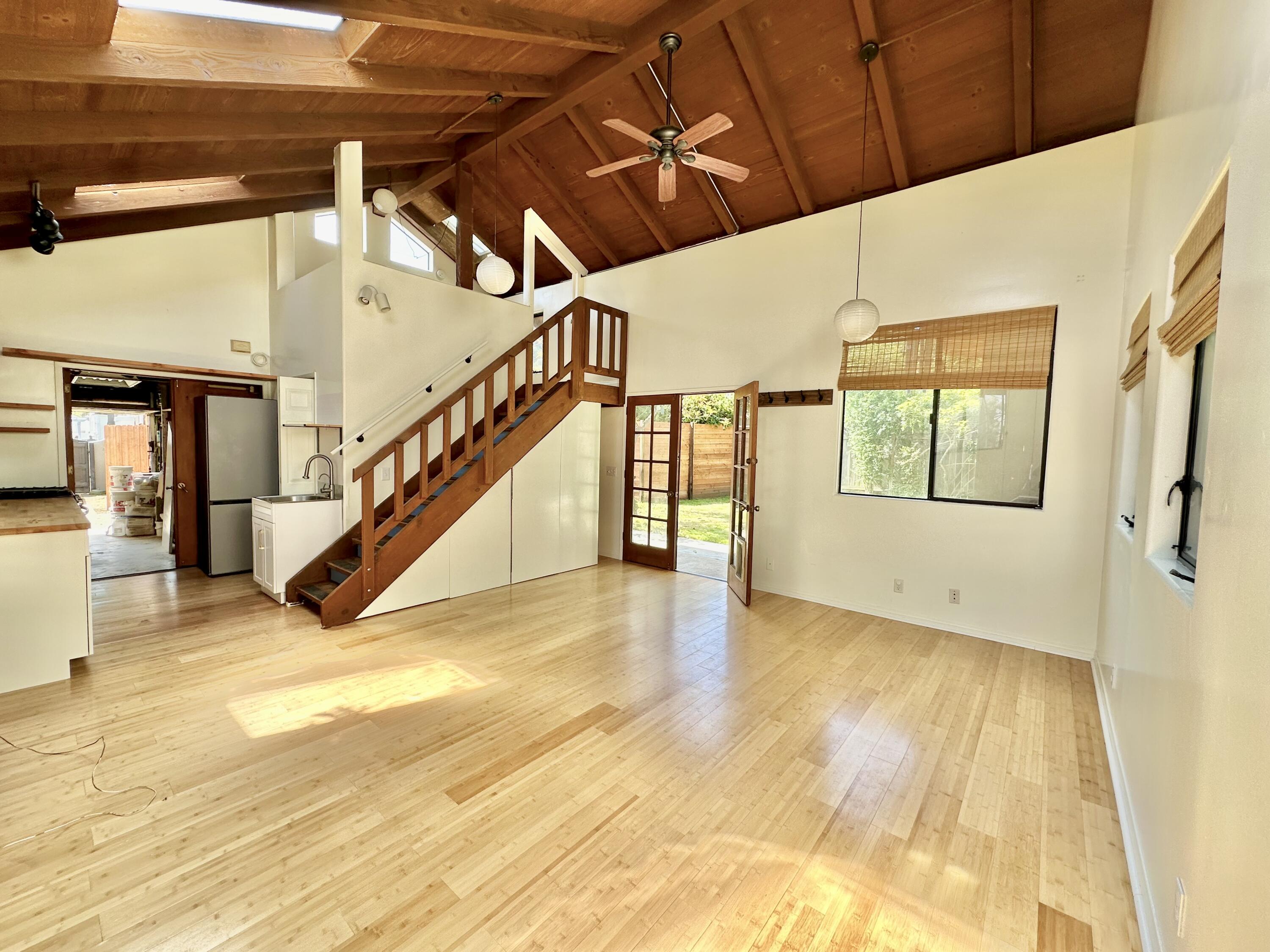 Santa Barbara, California 93101, United States, 3 Bedrooms Bedrooms, ,2 BathroomsBathrooms,Residential,Active,142985