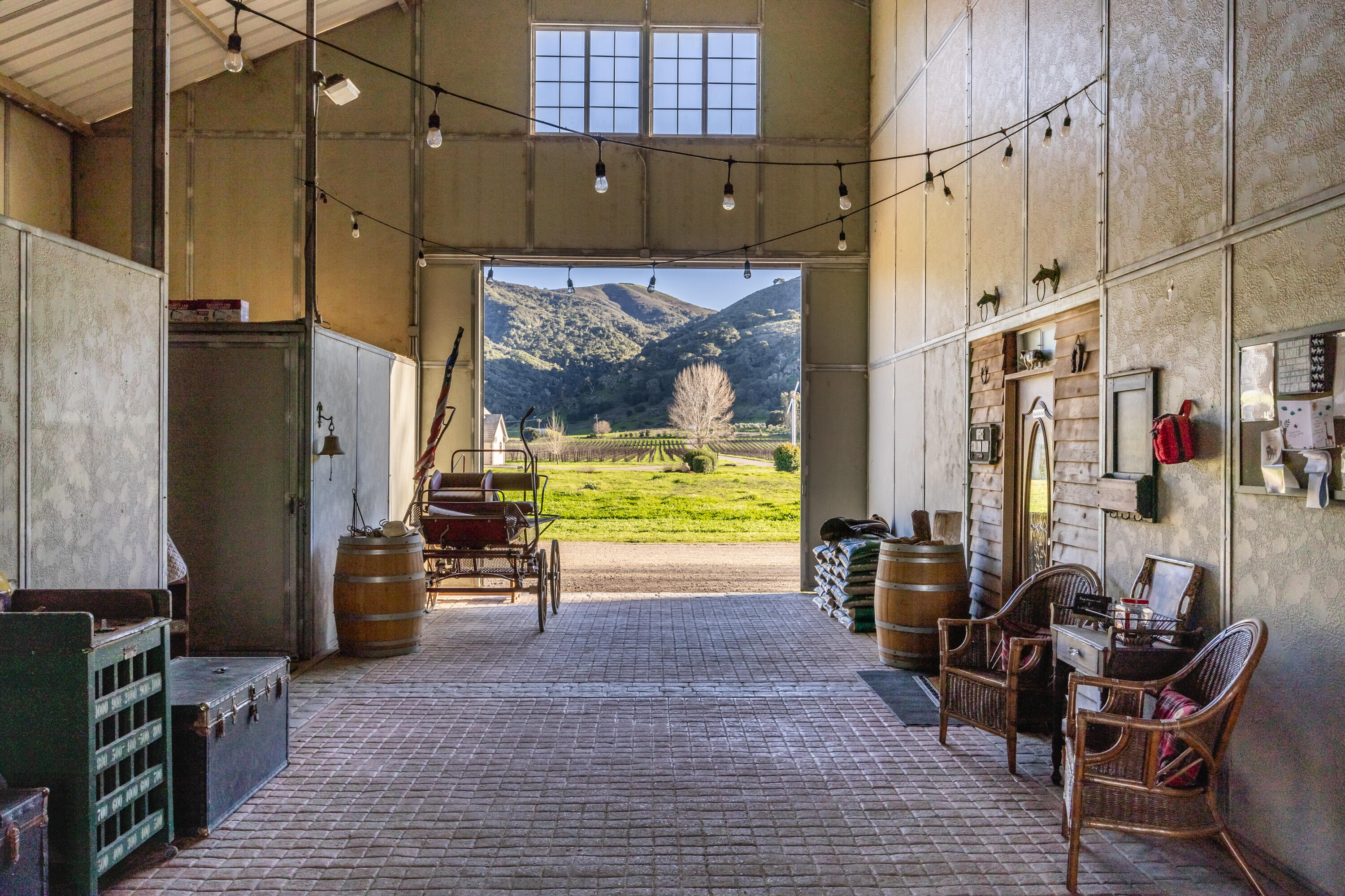 Buellton, California 93427, United States, 3 Bedrooms Bedrooms, ,3 BathroomsBathrooms,Residential,Active,62570