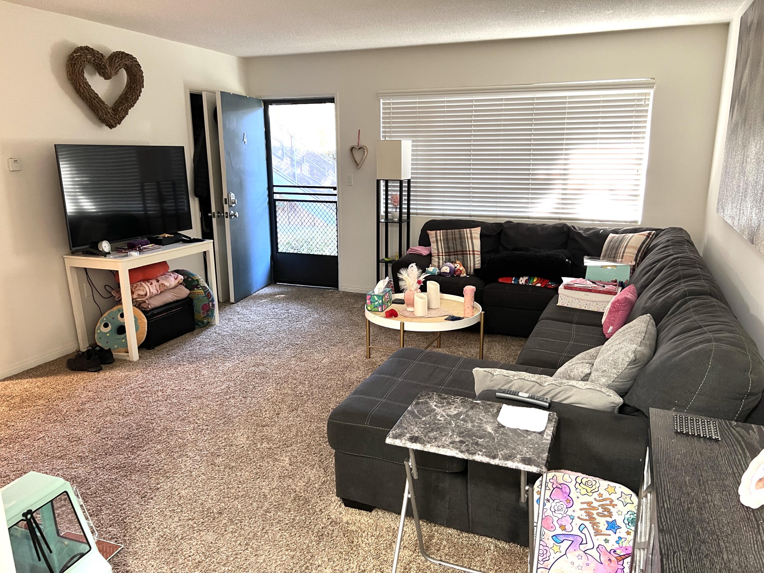 Santa Barbara, California 93105, United States, ,Residential,Active,1652