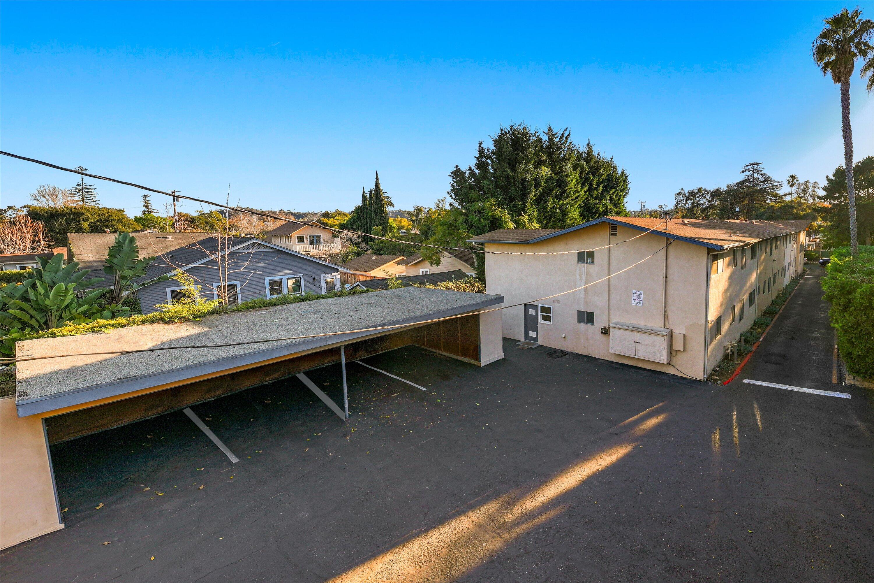 Santa Barbara, California 93105, United States, ,Residential,Active,1652