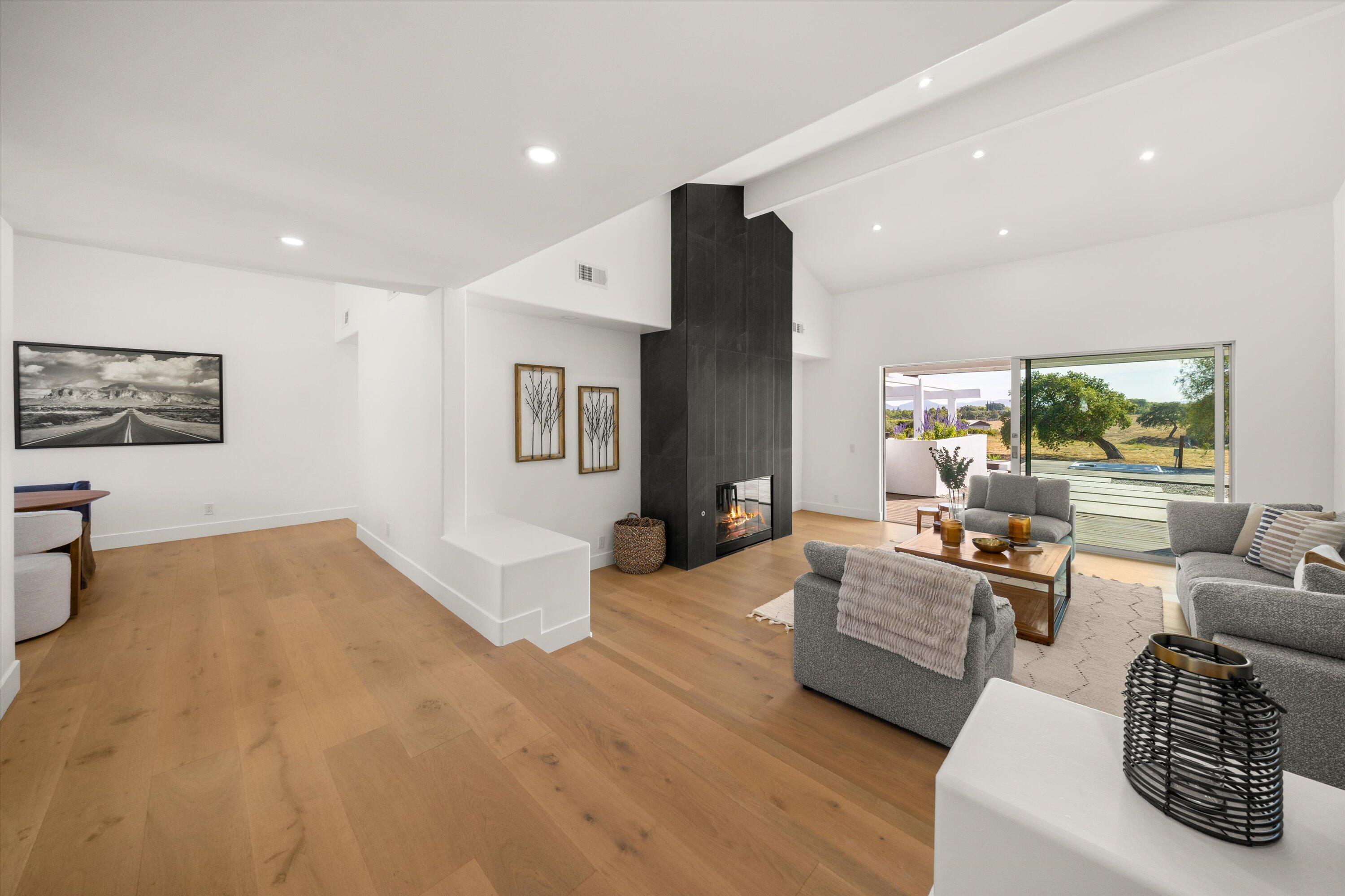 Santa Ynez, California 93460, United States, 5 Bedrooms Bedrooms, ,5 BathroomsBathrooms,Residential,Active,188116