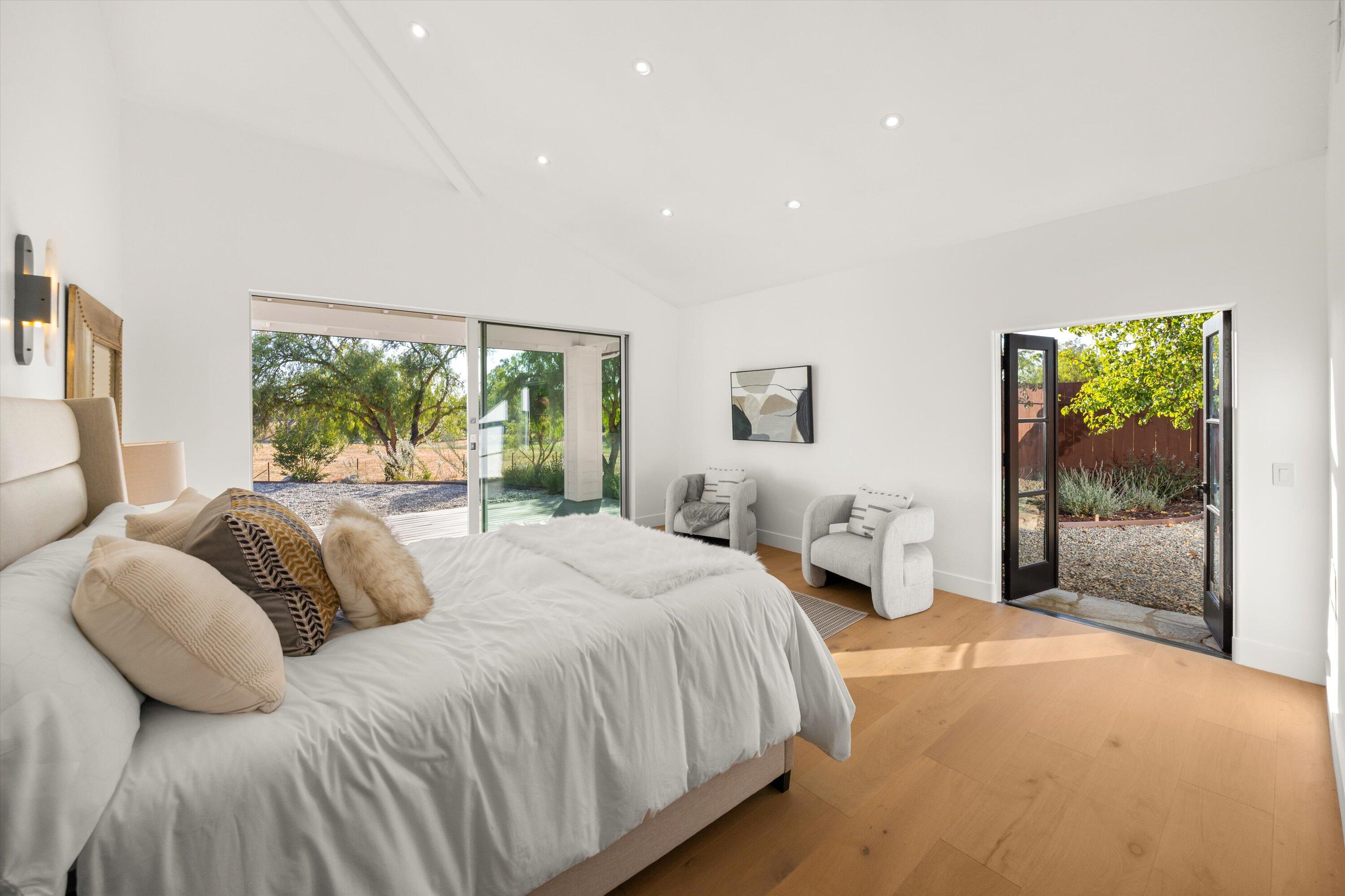 Santa Ynez, California 93460, United States, 5 Bedrooms Bedrooms, ,5 BathroomsBathrooms,Residential,Active,188116