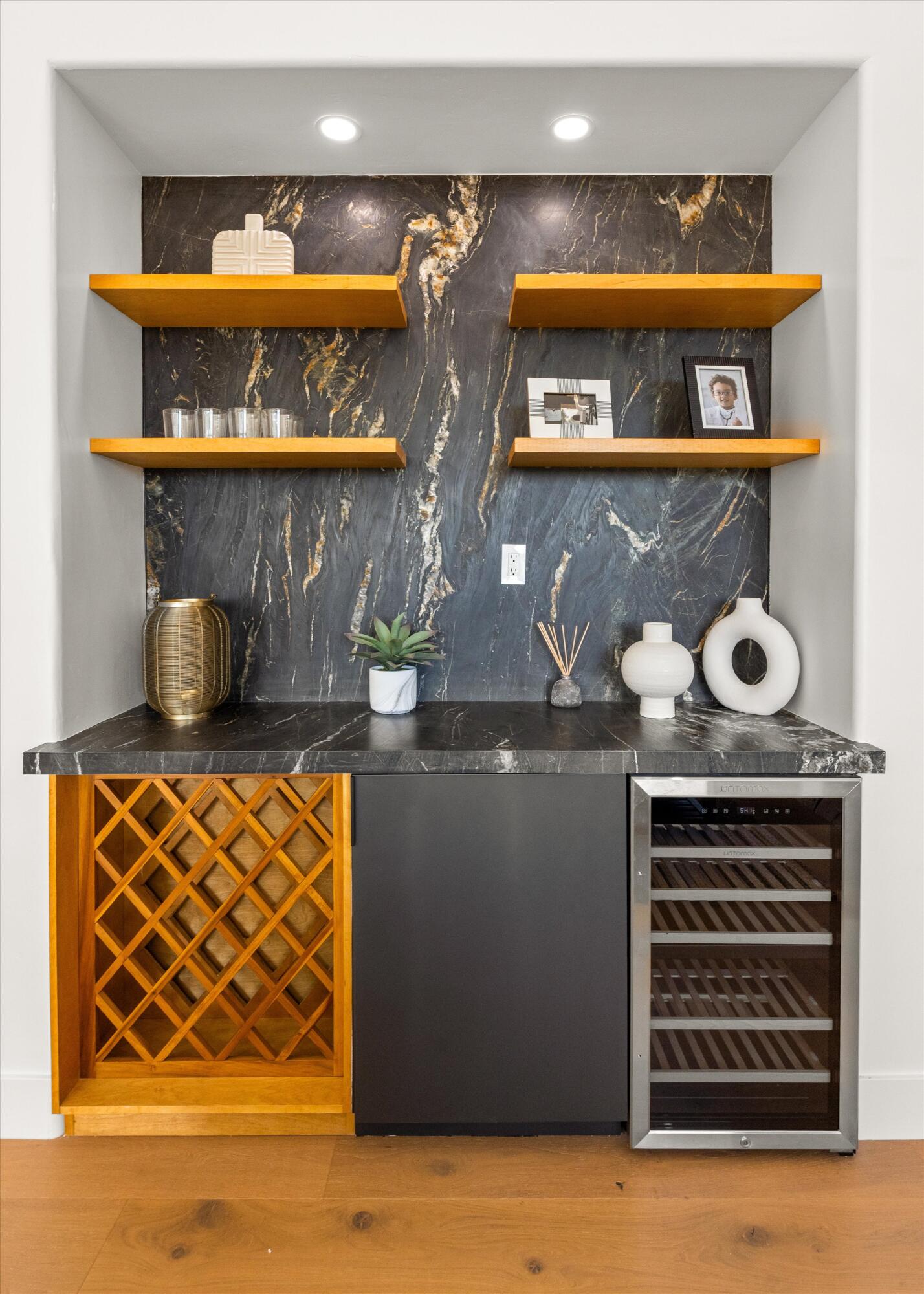 Santa Ynez, California 93460, United States, 5 Bedrooms Bedrooms, ,5 BathroomsBathrooms,Residential,Active,188116