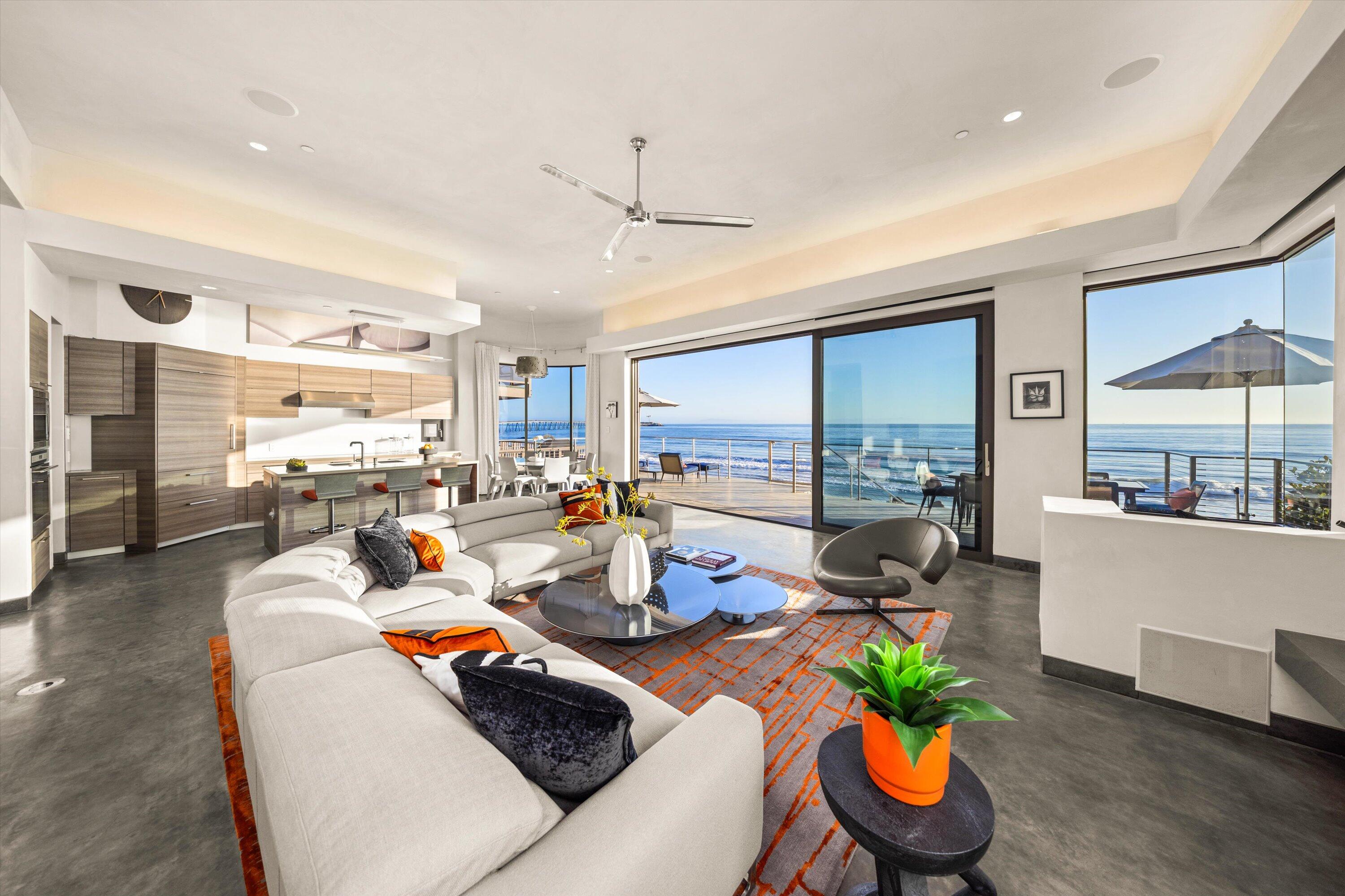 Ventura, California 93001, United States, 3 Bedrooms Bedrooms, ,4 BathroomsBathrooms,Residential,Active,122787