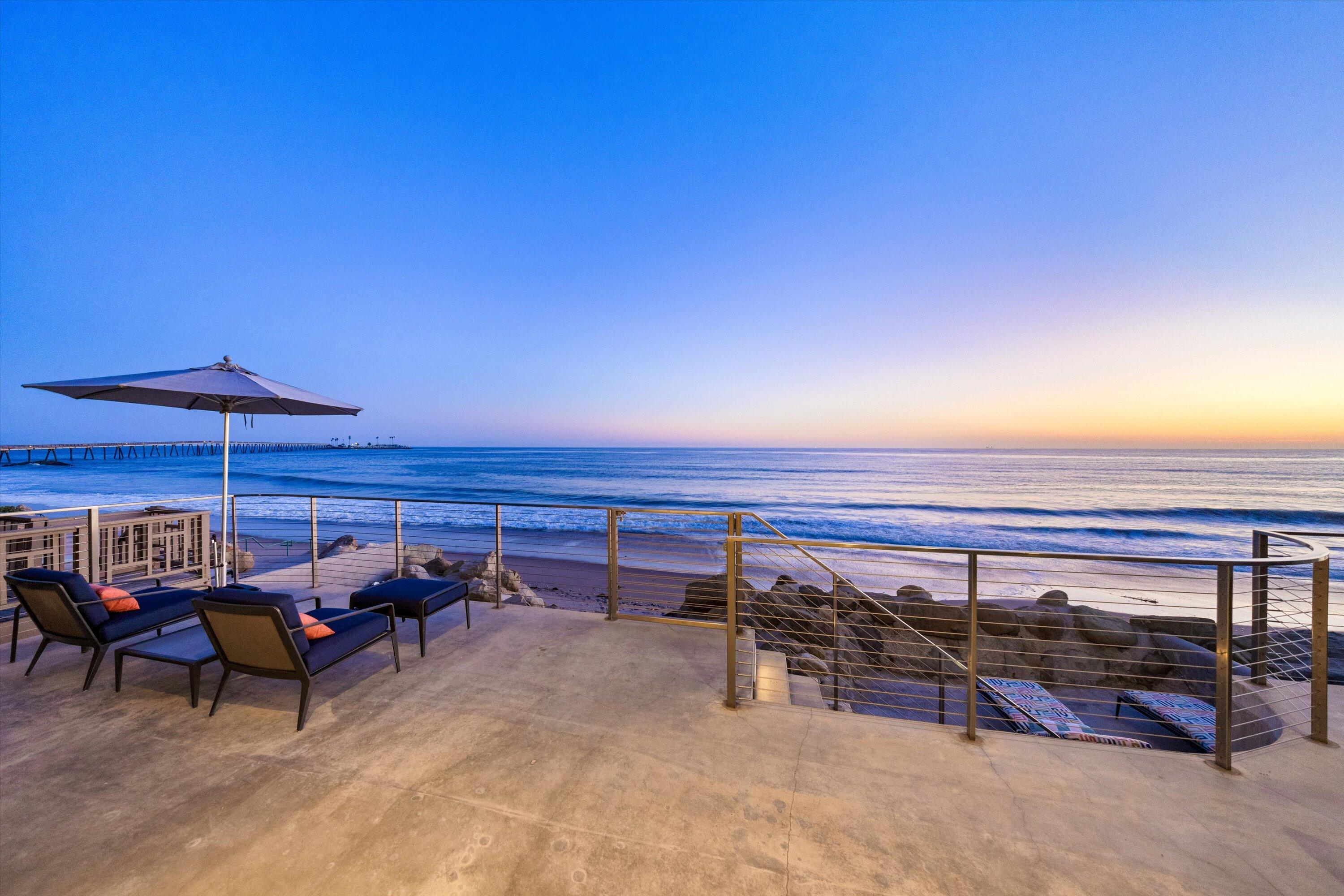 Ventura, California 93001, United States, 3 Bedrooms Bedrooms, ,4 BathroomsBathrooms,Residential,Active,122787