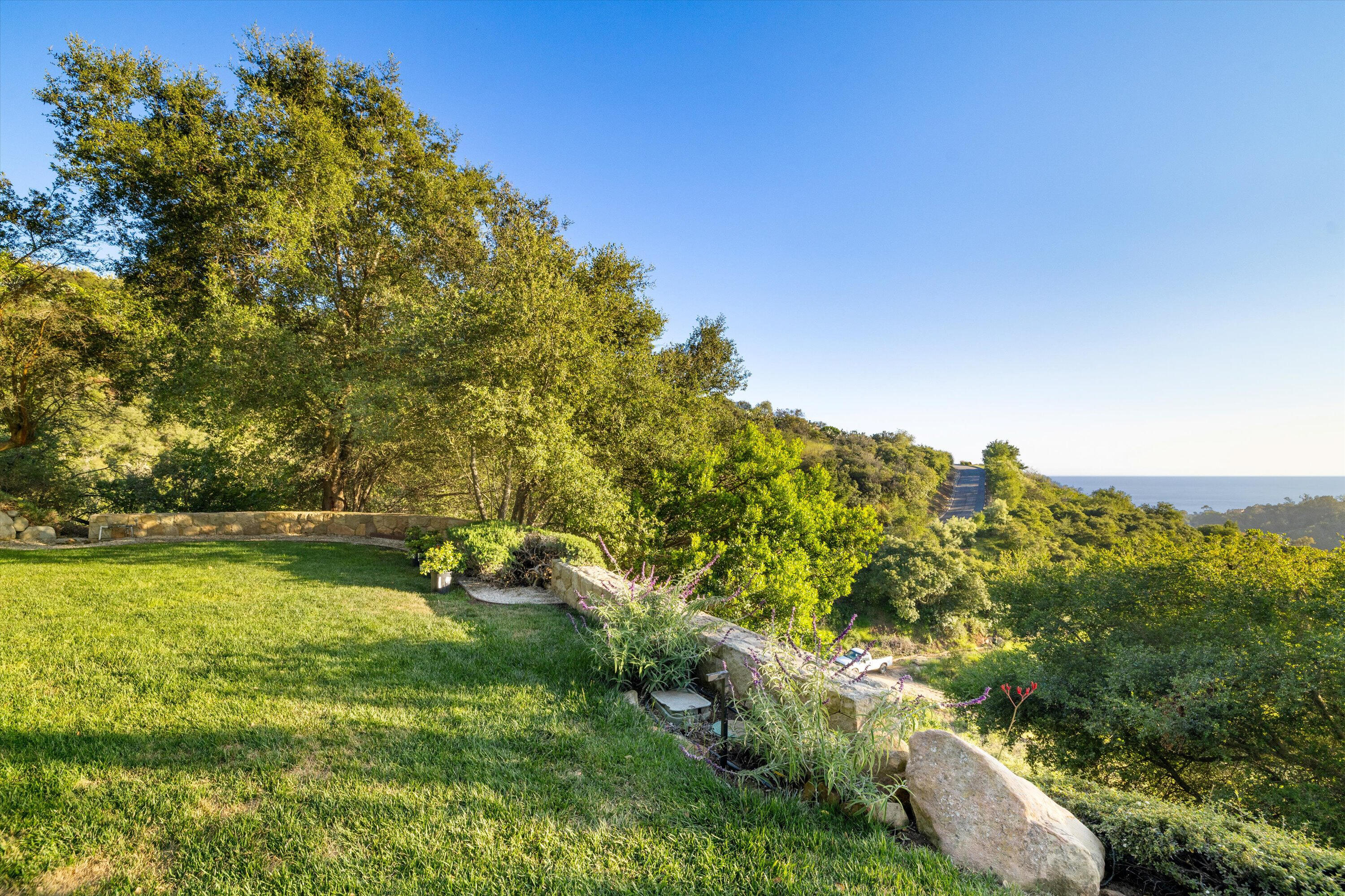 Santa Barbara, California 93108, United States, 3 Bedrooms Bedrooms, ,6 BathroomsBathrooms,Residential,Active,152990