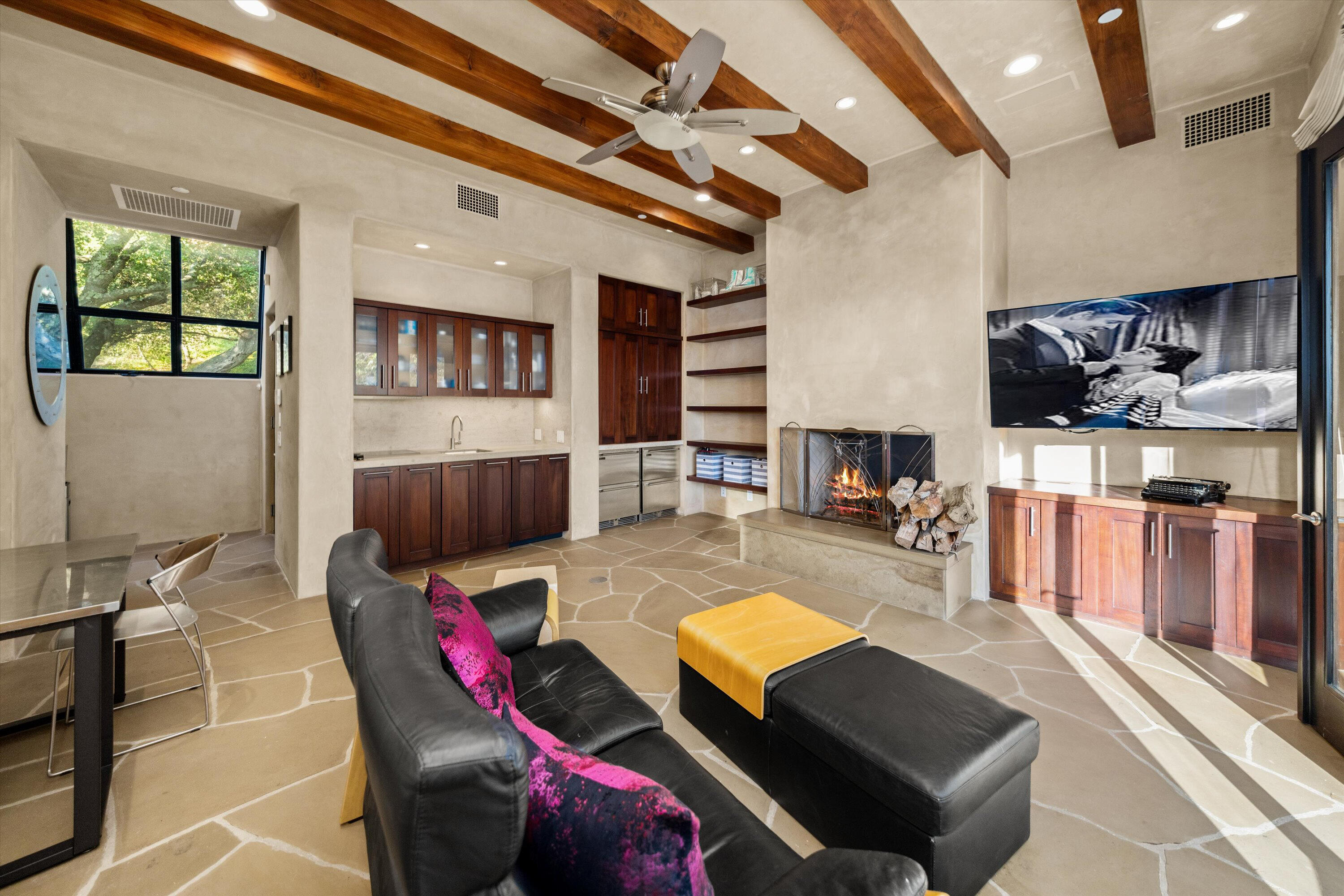 Santa Barbara, California 93108, United States, 3 Bedrooms Bedrooms, ,6 BathroomsBathrooms,Residential,Active,152990