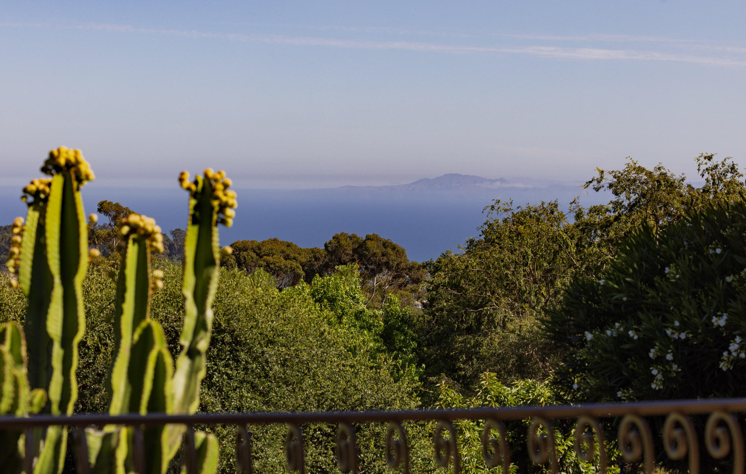 Santa Barbara, California 93105, United States, 4 Bedrooms Bedrooms, ,4 BathroomsBathrooms,Residential,Active,170682