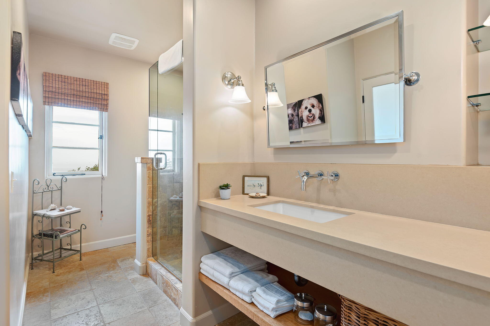 Santa Barbara, California 93108, United States, 4 Bedrooms Bedrooms, ,3 BathroomsBathrooms,Residential,Active,161973