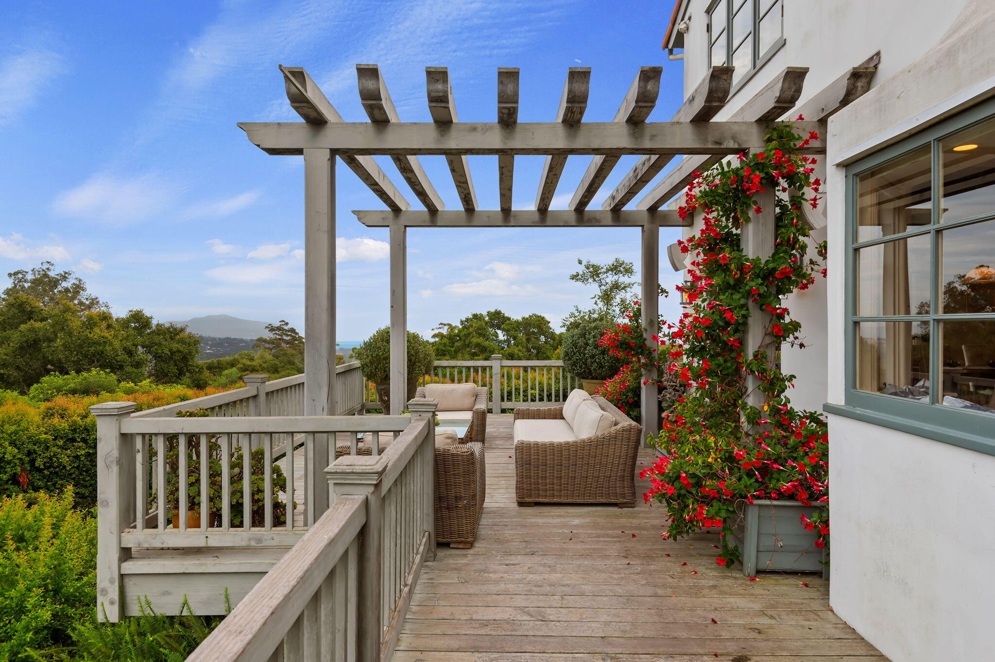 Santa Barbara, California 93108, United States, 4 Bedrooms Bedrooms, ,3 BathroomsBathrooms,Residential,Active,161973