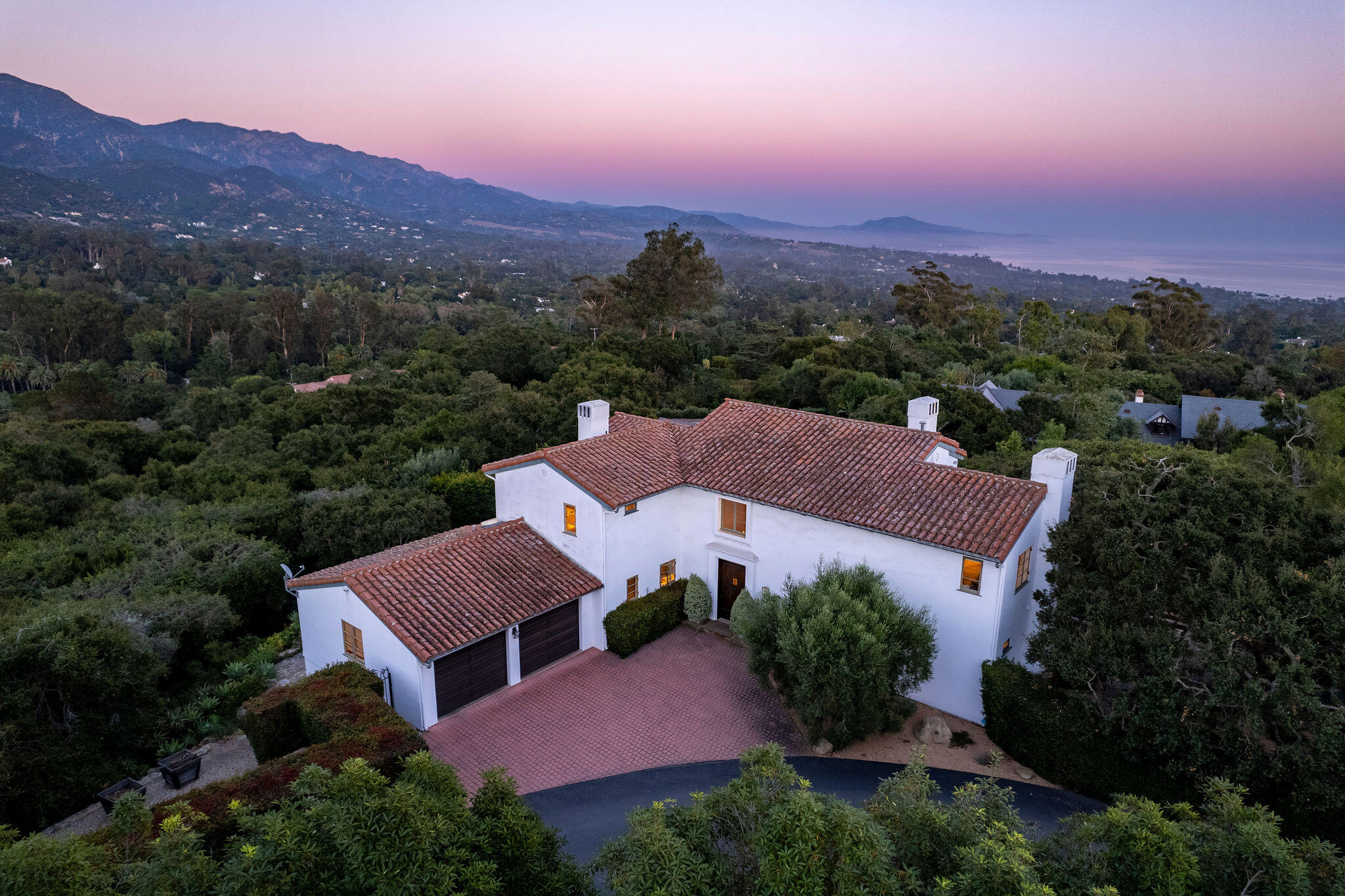 Santa Barbara, California 93108, United States, 4 Bedrooms Bedrooms, ,3 BathroomsBathrooms,Residential,Active,161973 Santa Barbara, California 93108, United States, 4 Bedrooms Bedrooms, ,3 BathroomsBathrooms,Residential,Active,161973