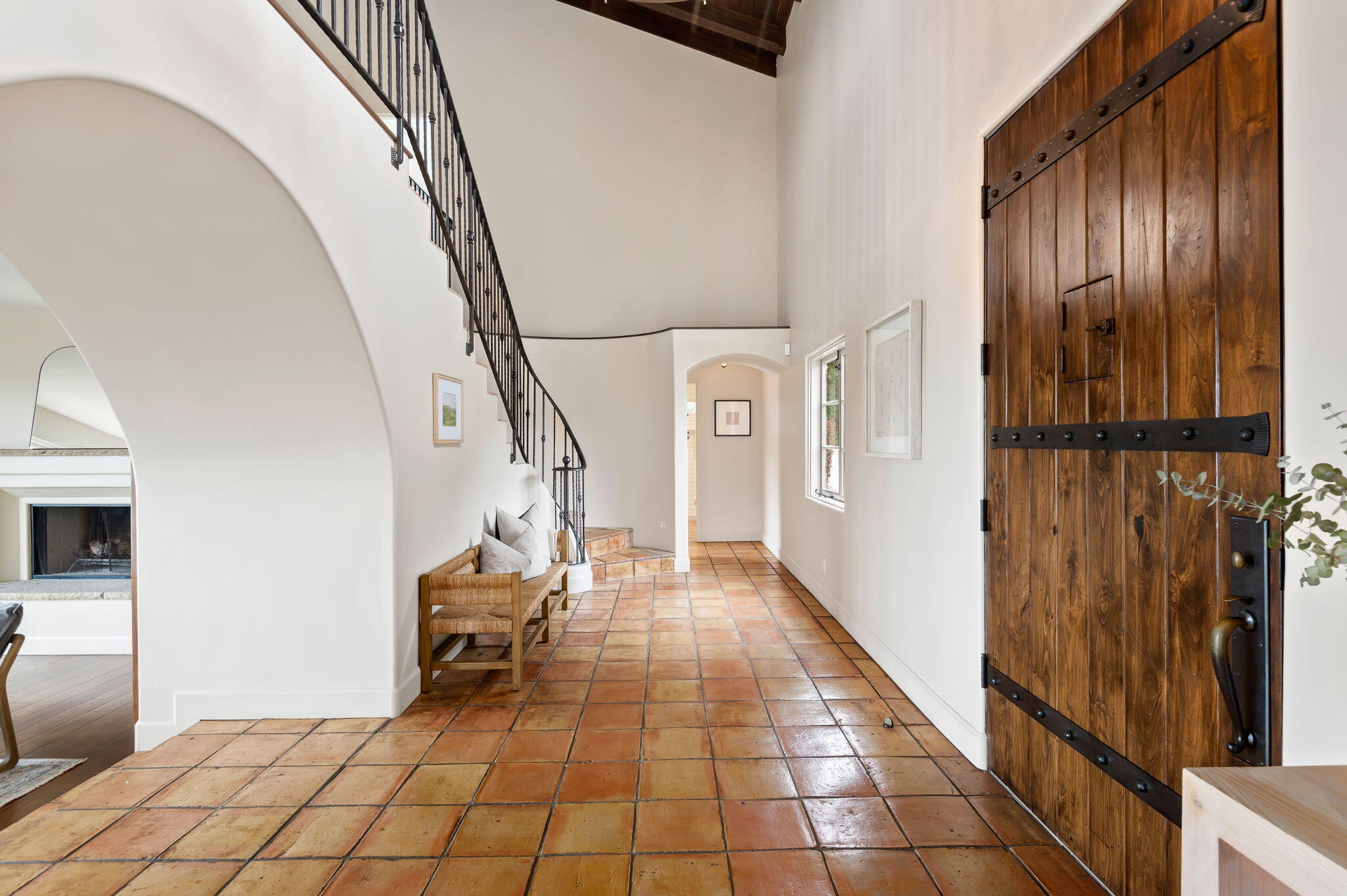 Santa Barbara, California 93108, United States, 4 Bedrooms Bedrooms, ,3 BathroomsBathrooms,Residential,Active,161973