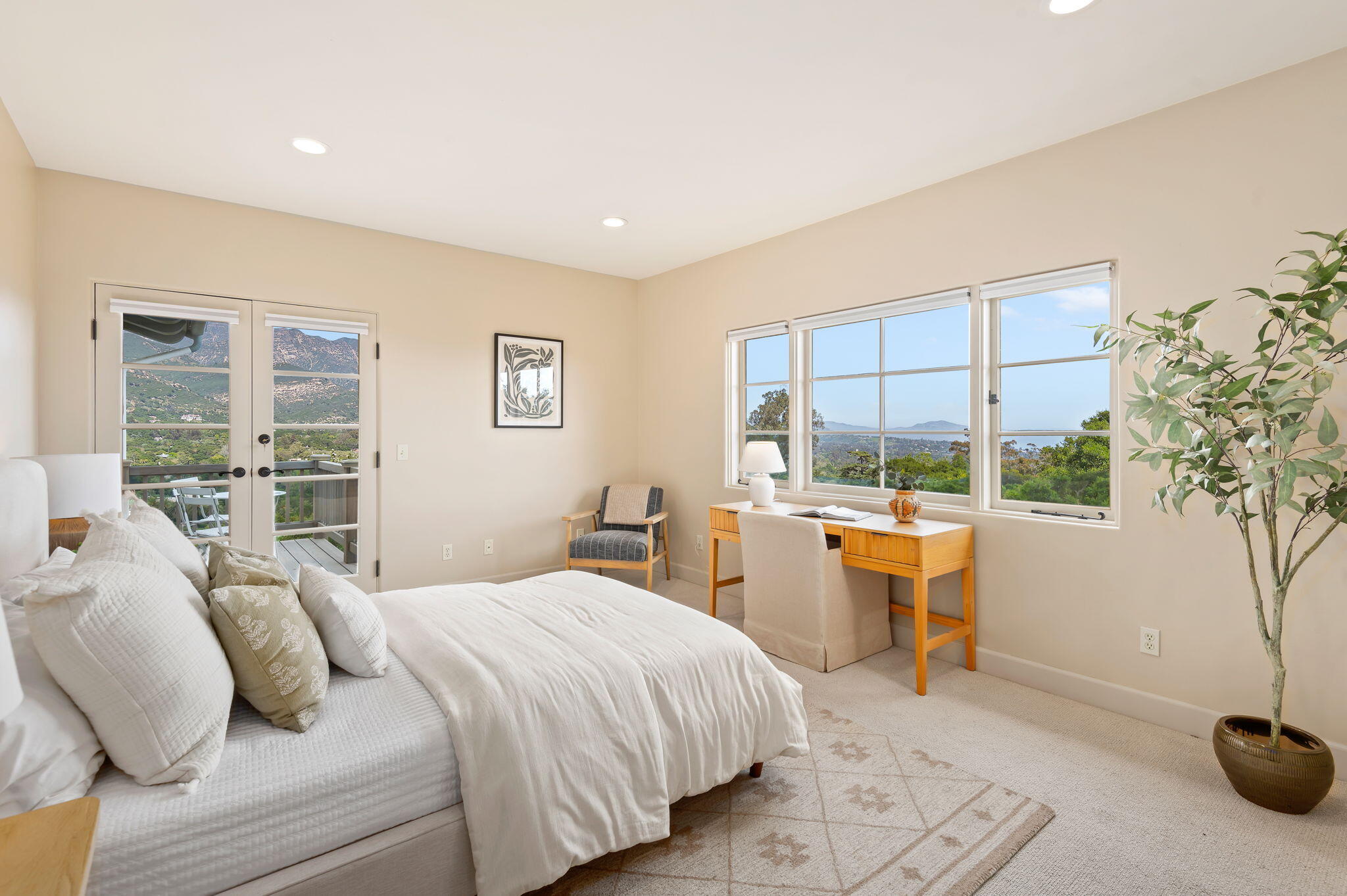 Santa Barbara, California 93108, United States, 4 Bedrooms Bedrooms, ,3 BathroomsBathrooms,Residential,Active,161973