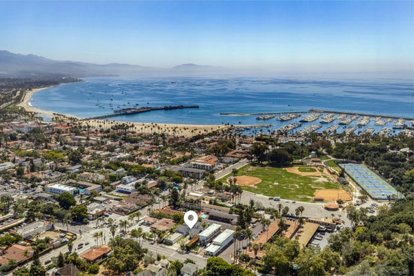 423 W MONTECITO ST APT D, SANTA BARBARA, CA 93101 - Image 359fafed111a8d0a6bf76b17e02cfb3d/3537631624