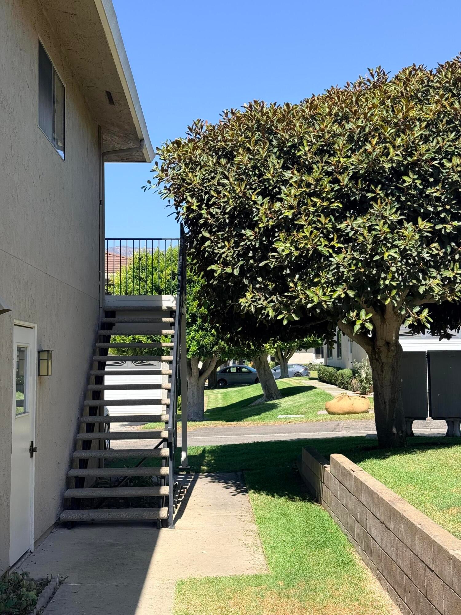 5916 Via Real Apt 4