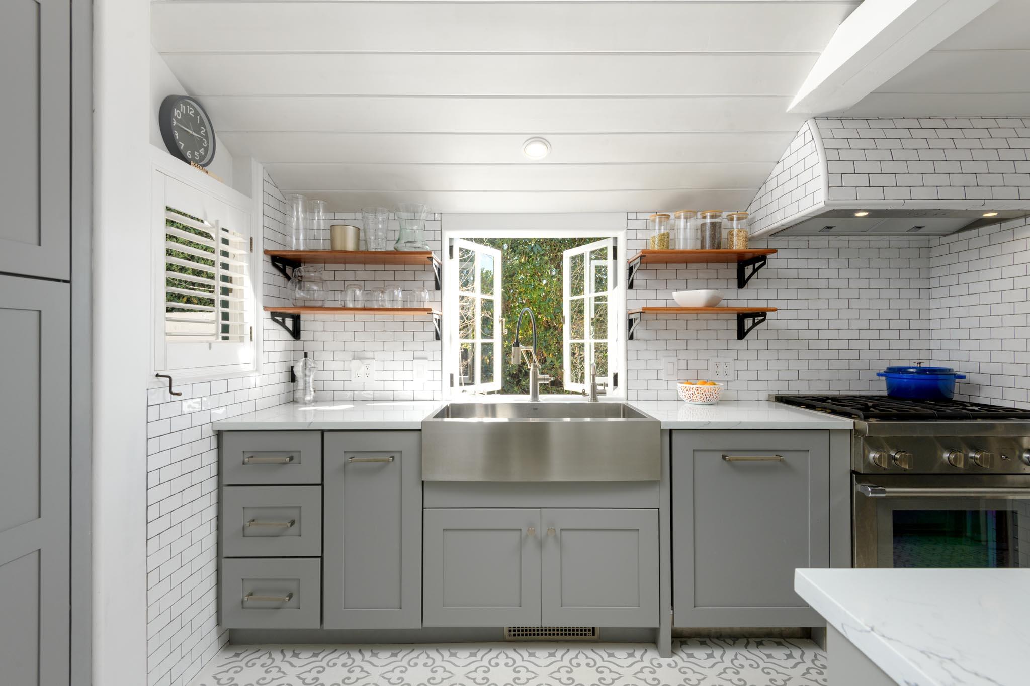 Santa Barbara, California 93108, United States, 2 Bedrooms Bedrooms, ,2 BathroomsBathrooms,Residential,Pending,81050