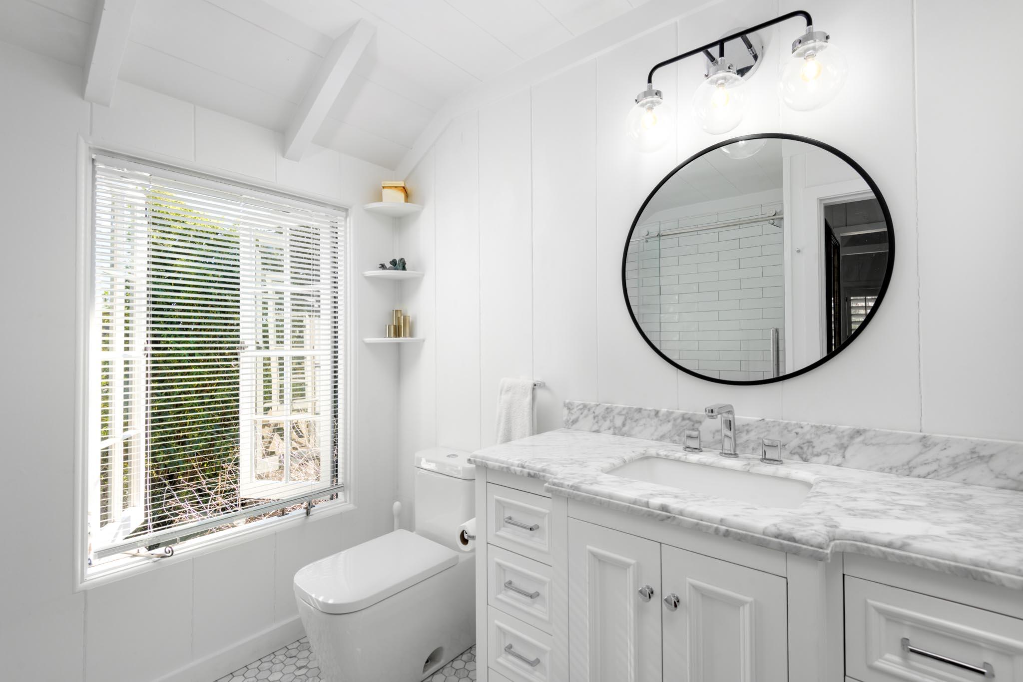 Santa Barbara, California 93108, United States, 2 Bedrooms Bedrooms, ,2 BathroomsBathrooms,Residential,Pending,81050