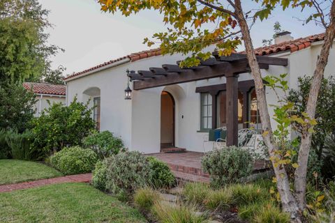 Photo of 3020 Puesta Del Sol, SANTA BARBARA, CA 93105 (MLS # 25-3947)