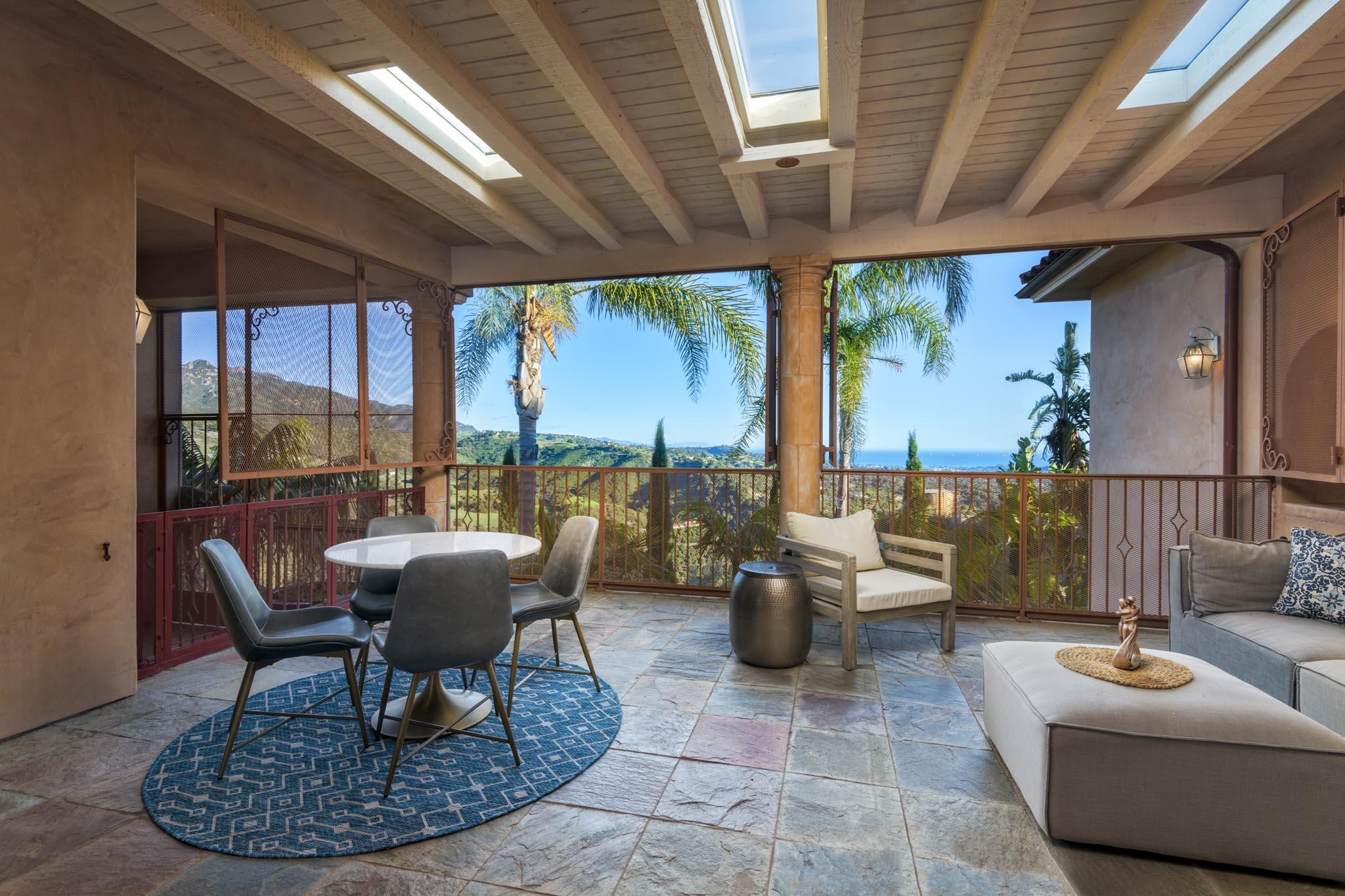 Santa Barbara, California 93110, United States, 4 Bedrooms Bedrooms, ,5 BathroomsBathrooms,Residential,Pending,35471