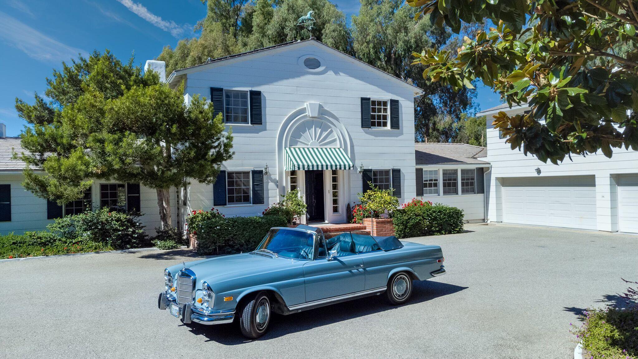 Santa Barbara, California 93110, United States, 4 Bedrooms Bedrooms, ,5 BathroomsBathrooms,Residential,Active,235282