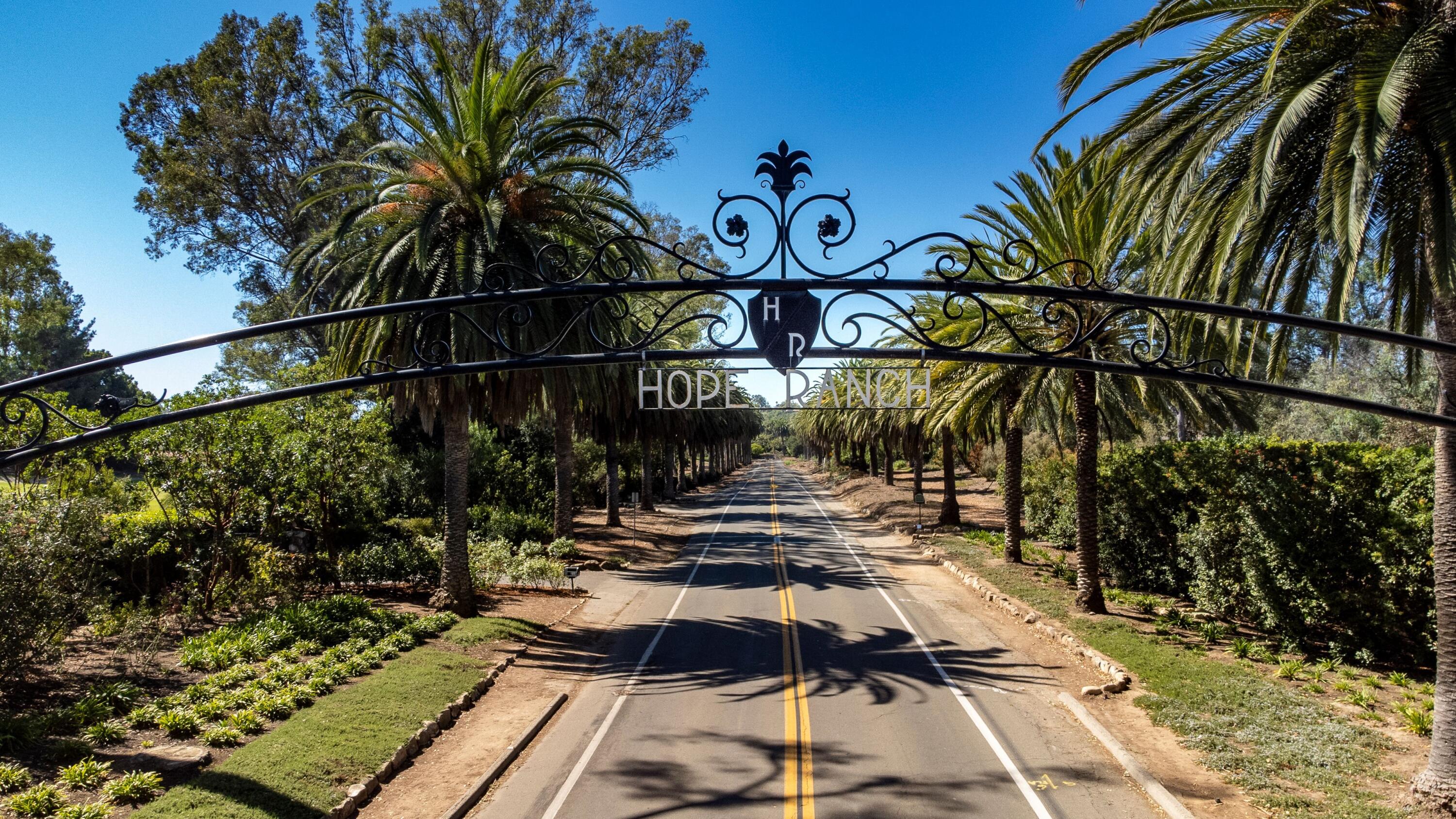 Santa Barbara, California 93110, United States, 4 Bedrooms Bedrooms, ,5 BathroomsBathrooms,Residential,Active,235282