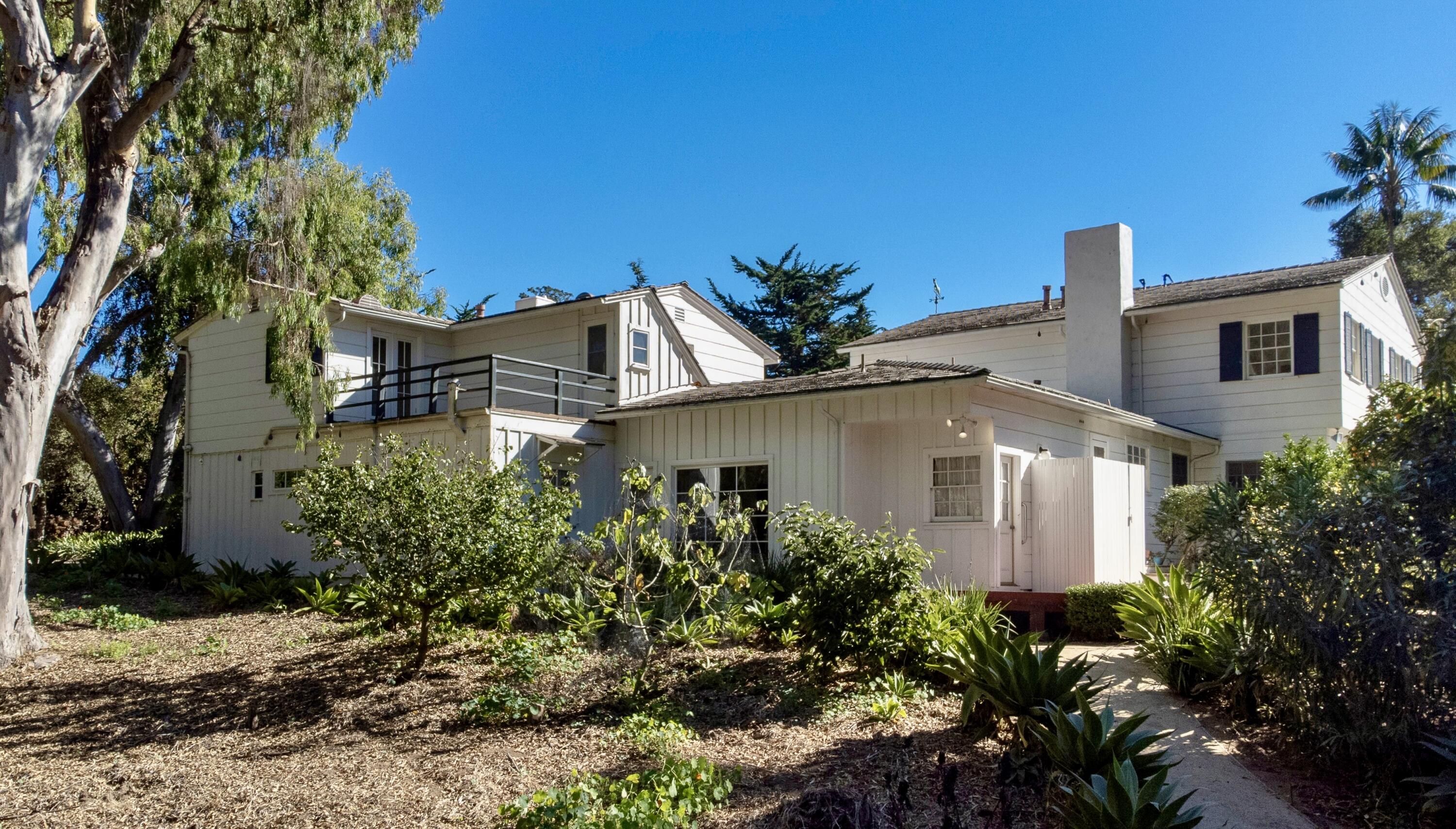 Santa Barbara, California 93110, United States, 4 Bedrooms Bedrooms, ,5 BathroomsBathrooms,Residential,Active,235282