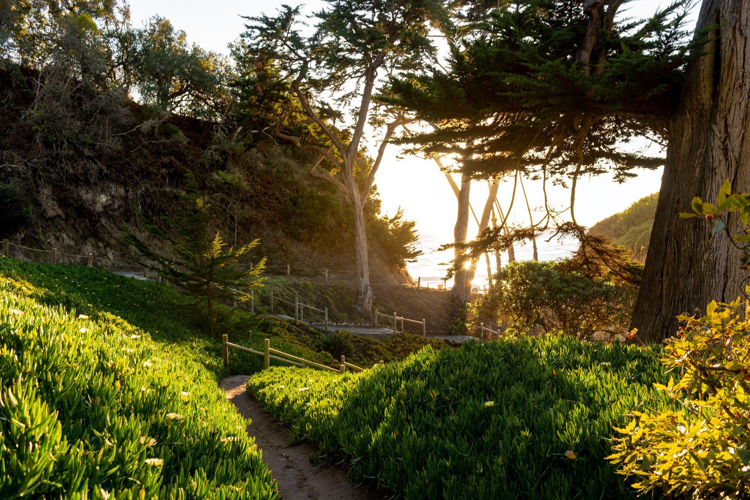 Santa Barbara, California 93110, United States, 4 Bedrooms Bedrooms, ,5 BathroomsBathrooms,Residential,Active,235282