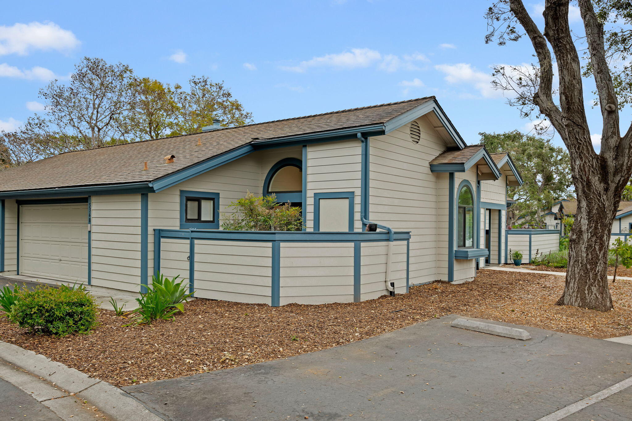 Santa Barbara, California 93111, United States, 3 Bedrooms Bedrooms, ,2 BathroomsBathrooms,Residential,Pending,116396