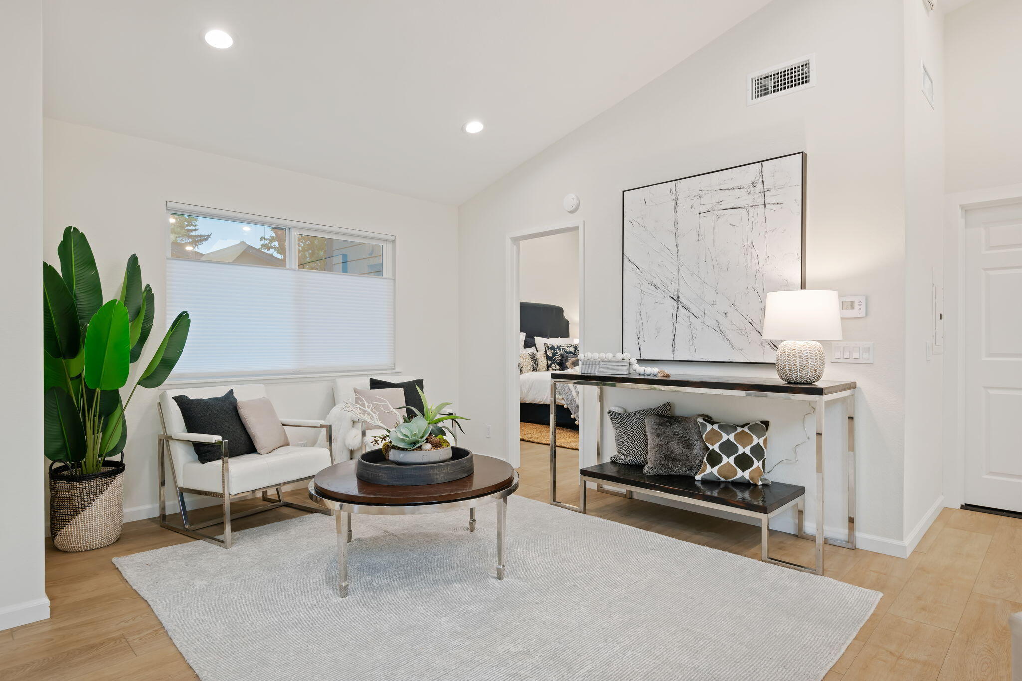 Santa Barbara, California 93111, United States, 3 Bedrooms Bedrooms, ,2 BathroomsBathrooms,Residential,Pending,116396