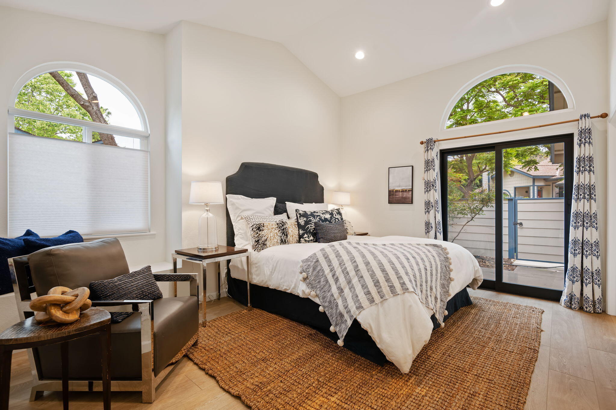 Santa Barbara, California 93111, United States, 3 Bedrooms Bedrooms, ,2 BathroomsBathrooms,Residential,Pending,116396