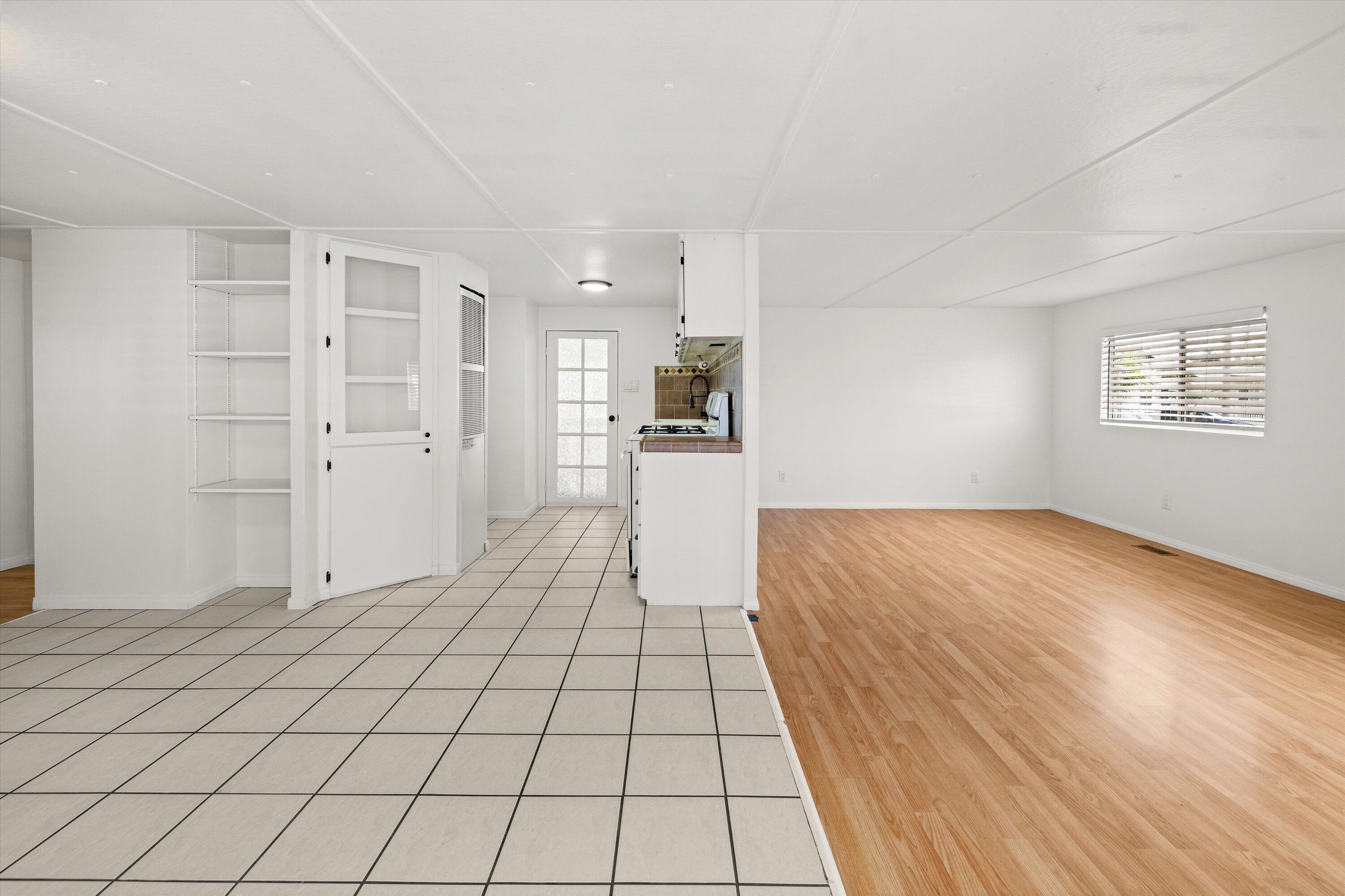 Carpinteria, California 93013, United States, 2 Bedrooms Bedrooms, ,1 BathroomBathrooms,Residential,Pending,81684