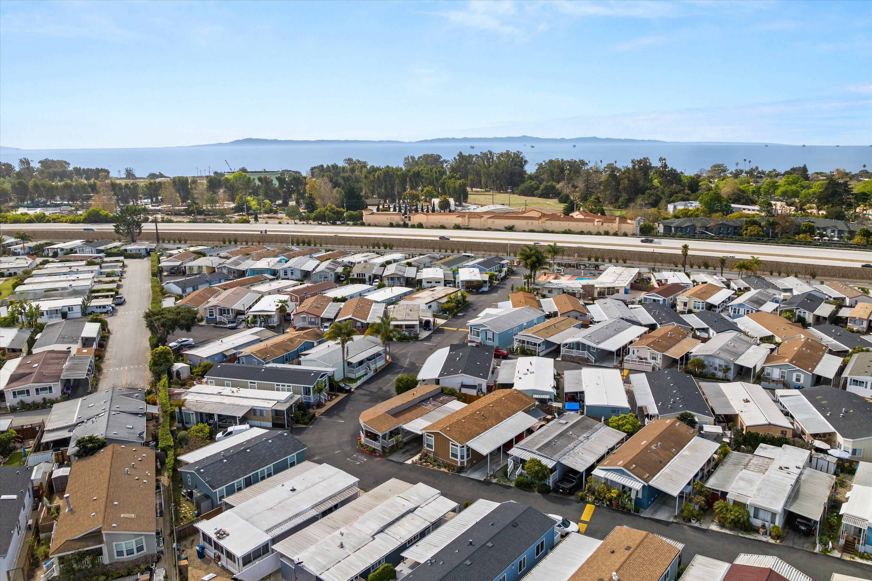 Carpinteria, California 93013, United States, 2 Bedrooms Bedrooms, ,1 BathroomBathrooms,Residential,Pending,81684