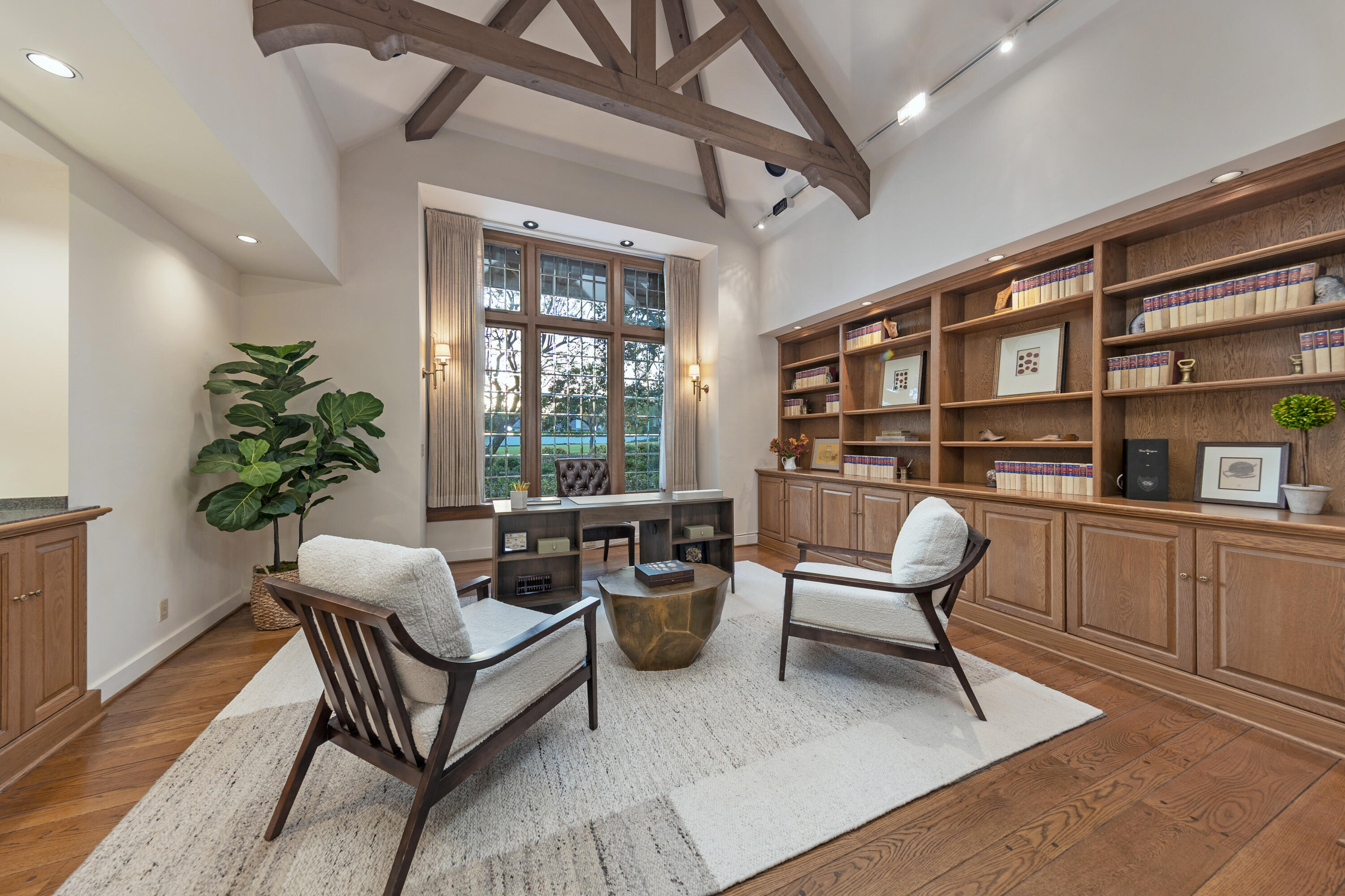 Montecito, California 93108, United States, 3 Bedrooms Bedrooms, ,3 BathroomsBathrooms,Residential,Active,140726