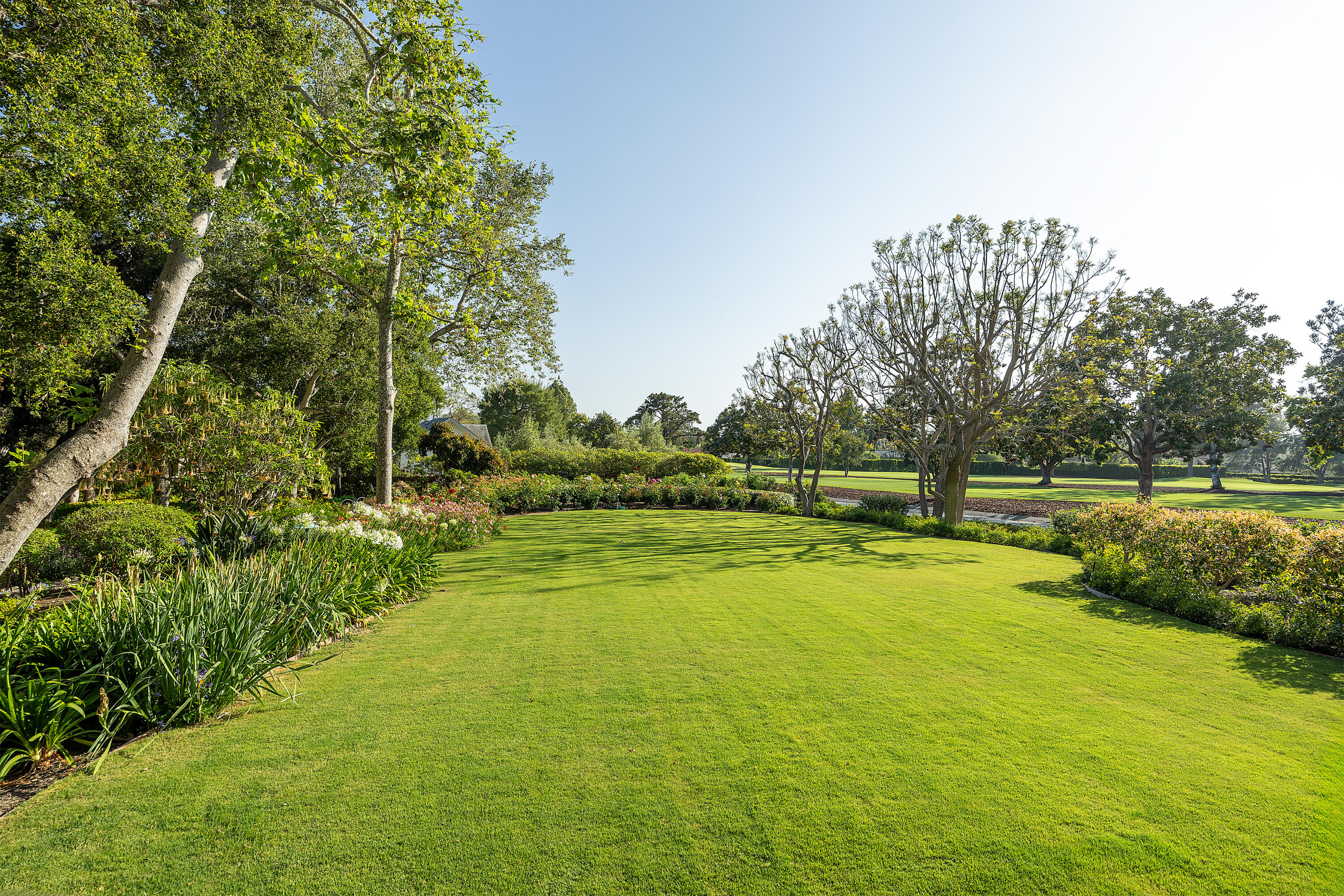 Montecito, California 93108, United States, 3 Bedrooms Bedrooms, ,3 BathroomsBathrooms,Residential,Active,140726