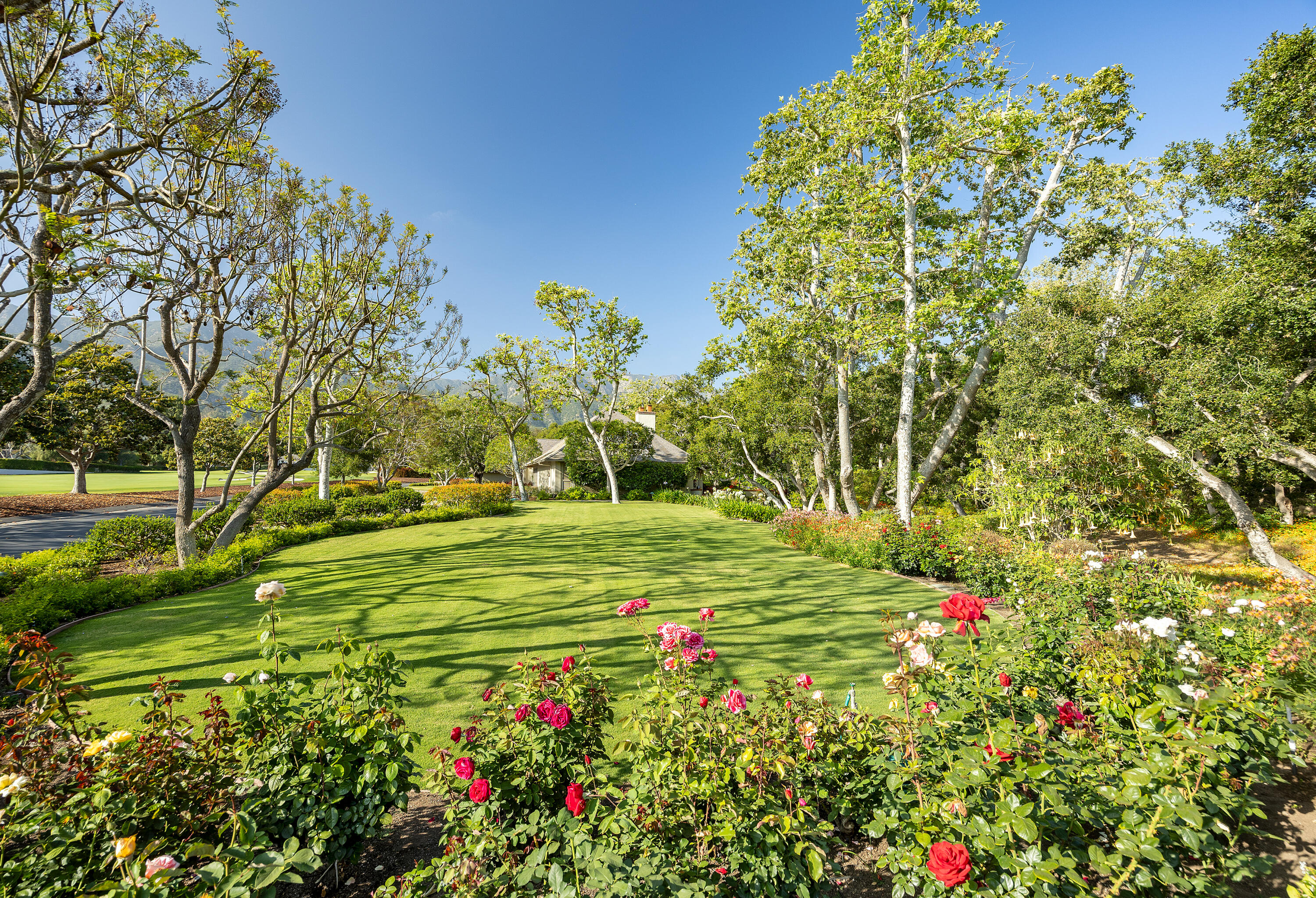 Montecito, California 93108, United States, 3 Bedrooms Bedrooms, ,3 BathroomsBathrooms,Residential,Active,140726