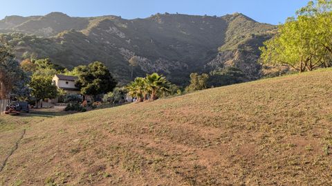 965 W Mountain Drive SANTA BARBARA CA 93103