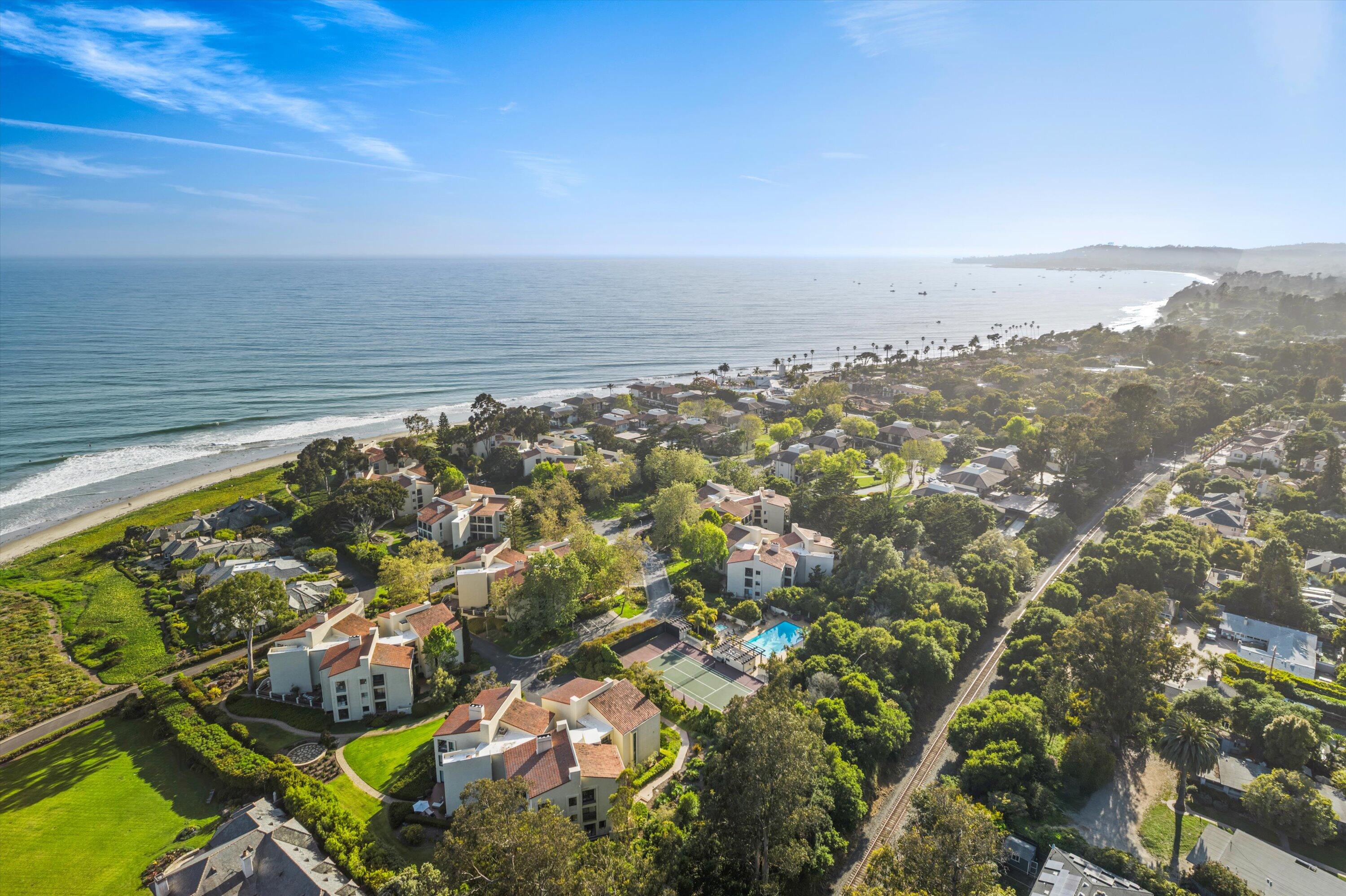 Santa Barbara, California 93108, United States, 2 Bedrooms Bedrooms, ,3 BathroomsBathrooms,Residential,Active,153529