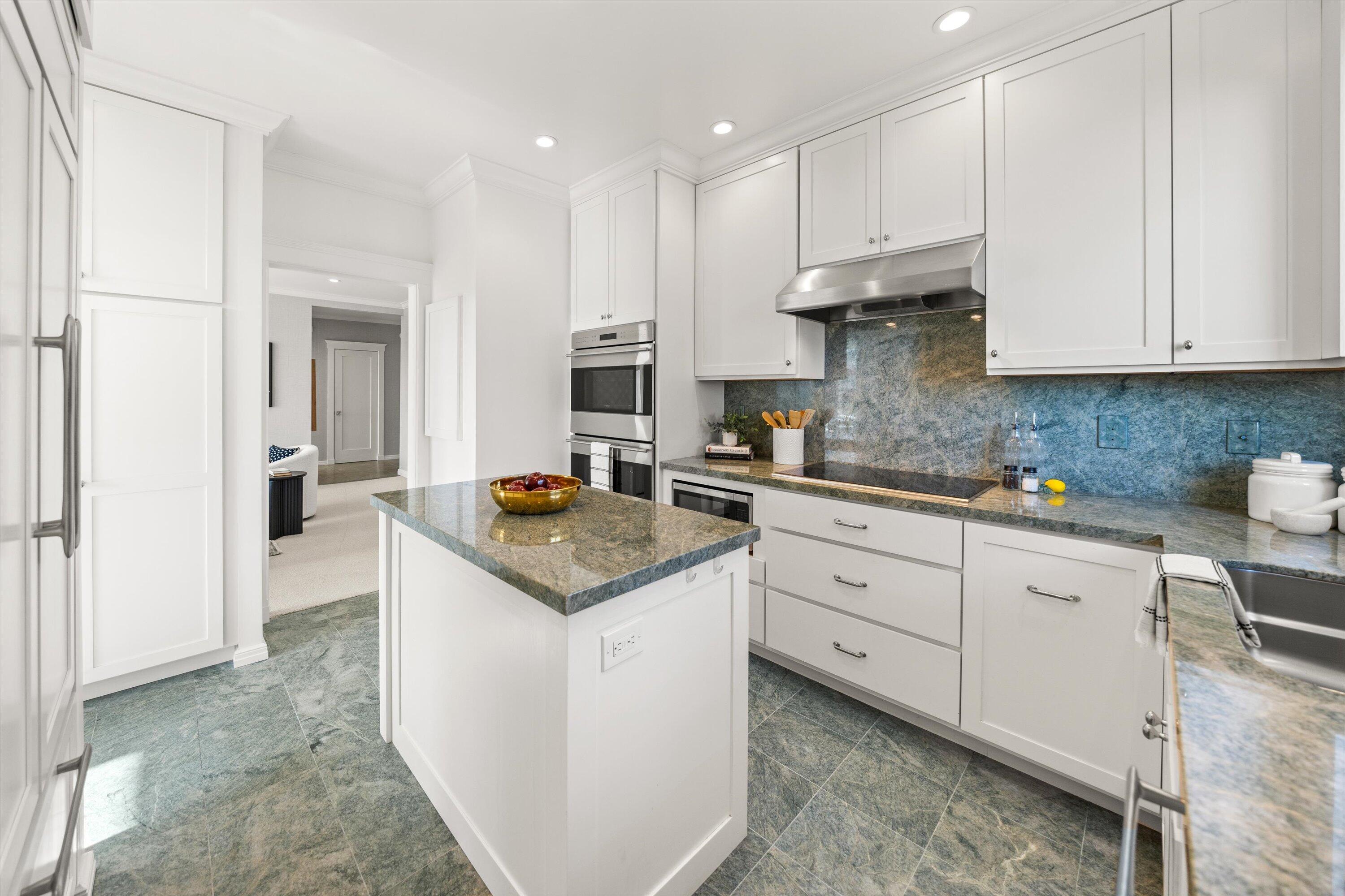 Santa Barbara, California 93108, United States, 2 Bedrooms Bedrooms, ,3 BathroomsBathrooms,Residential,Active,153529