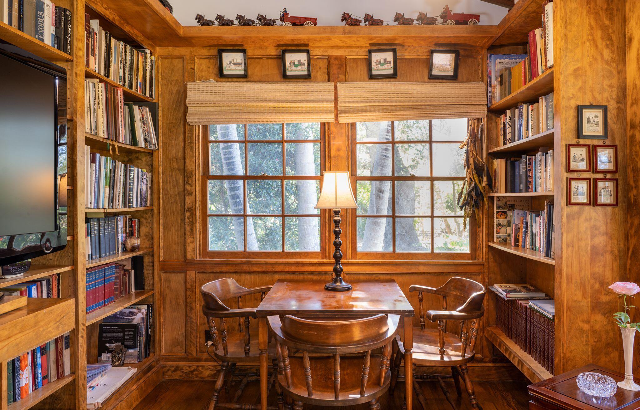 Santa Barbara, California 93110, United States, 4 Bedrooms Bedrooms, ,5 BathroomsBathrooms,Residential,Active,235937