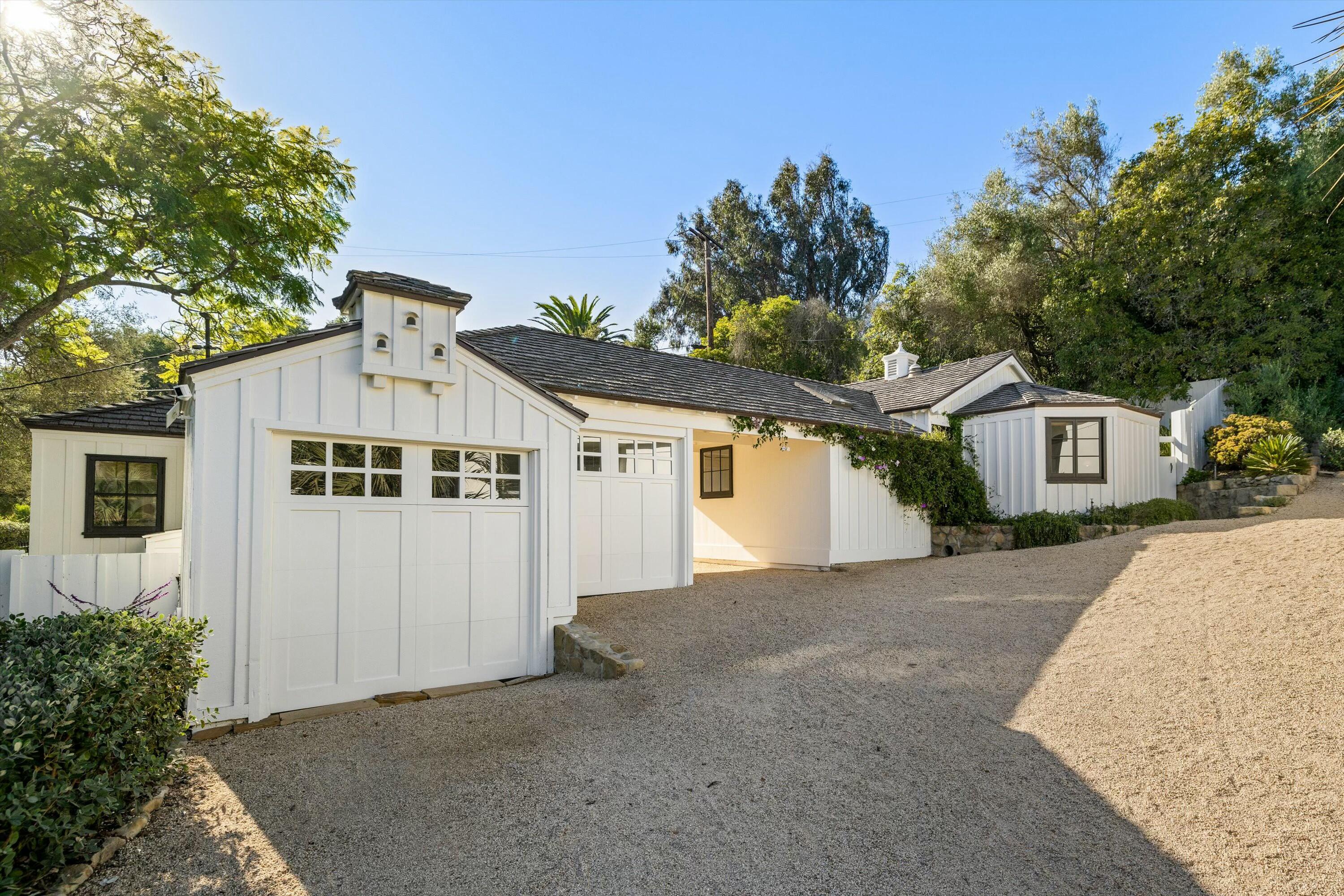 Montecito, California 93108, United States, 3 Bedrooms Bedrooms, ,4 BathroomsBathrooms,Residential,Active,22139