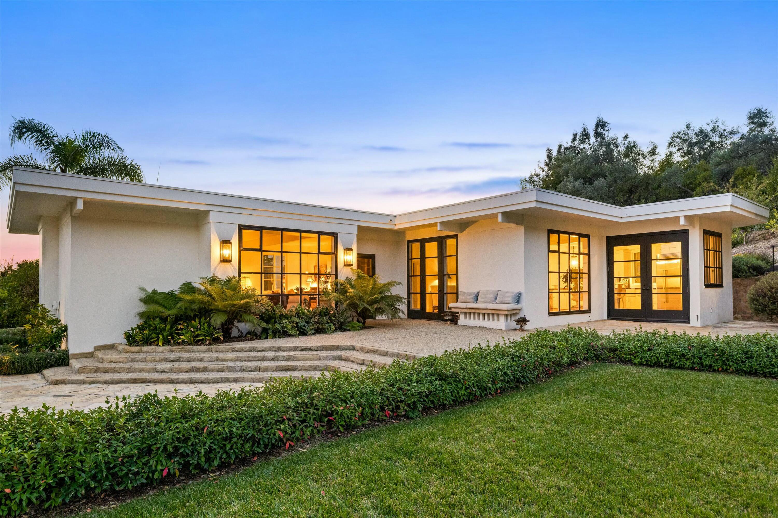 Montecito, California 93108, United States, 3 Bedrooms Bedrooms, ,4 BathroomsBathrooms,Residential,Active,22139