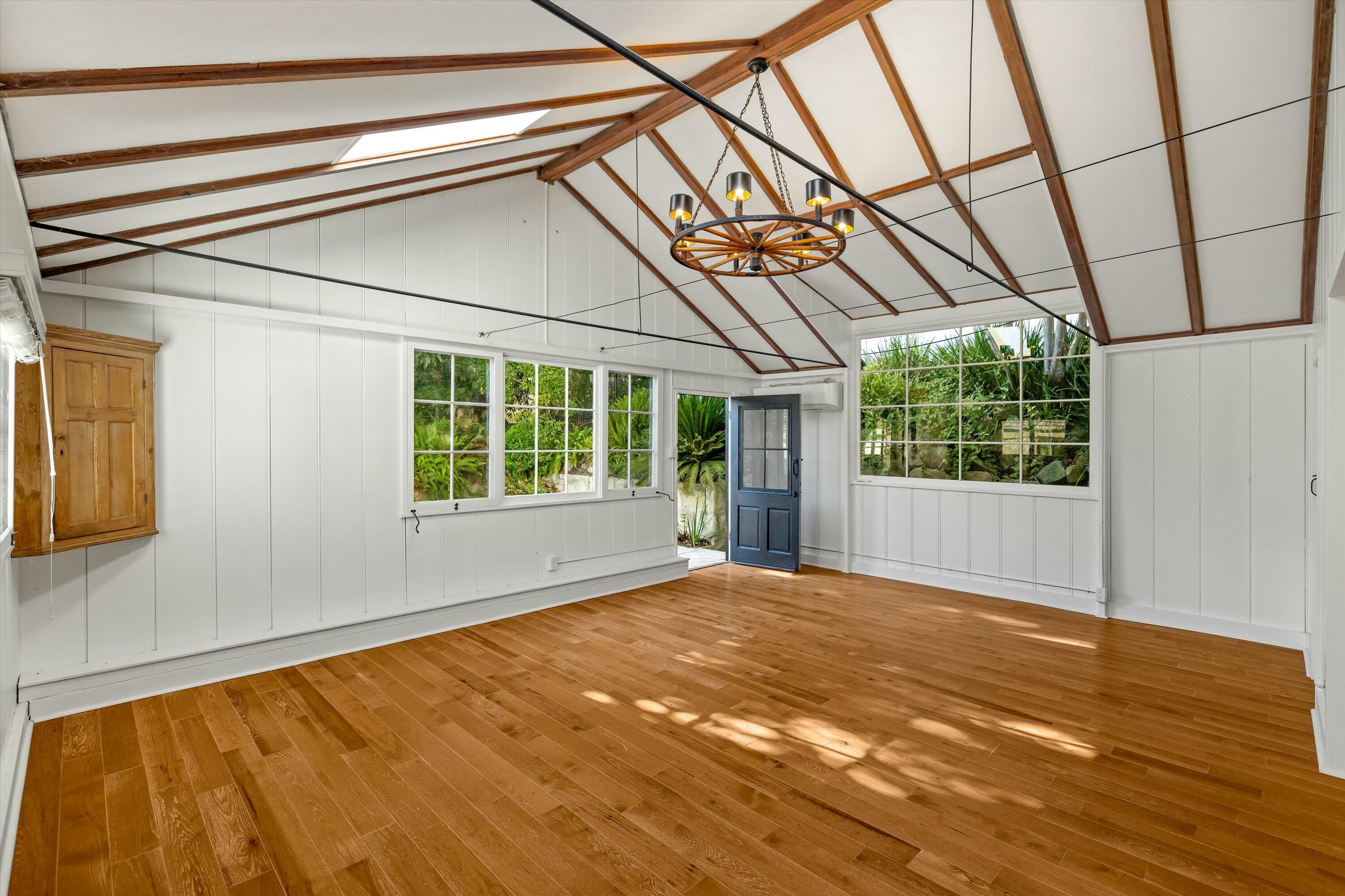 Montecito, California 93108, United States, 3 Bedrooms Bedrooms, ,4 BathroomsBathrooms,Residential,Active,22139