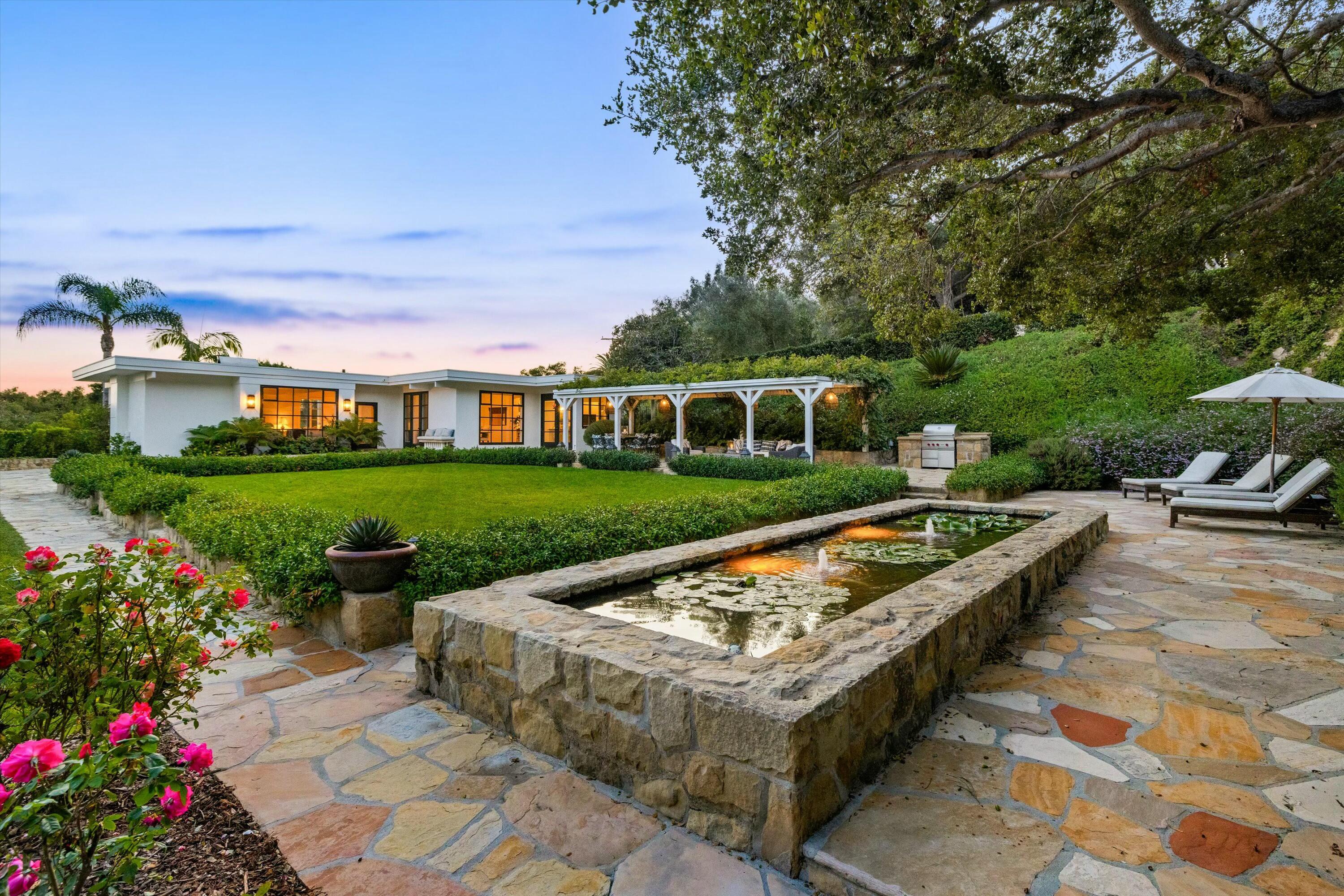 Montecito, California 93108, United States, 3 Bedrooms Bedrooms, ,4 BathroomsBathrooms,Residential,Active,22139