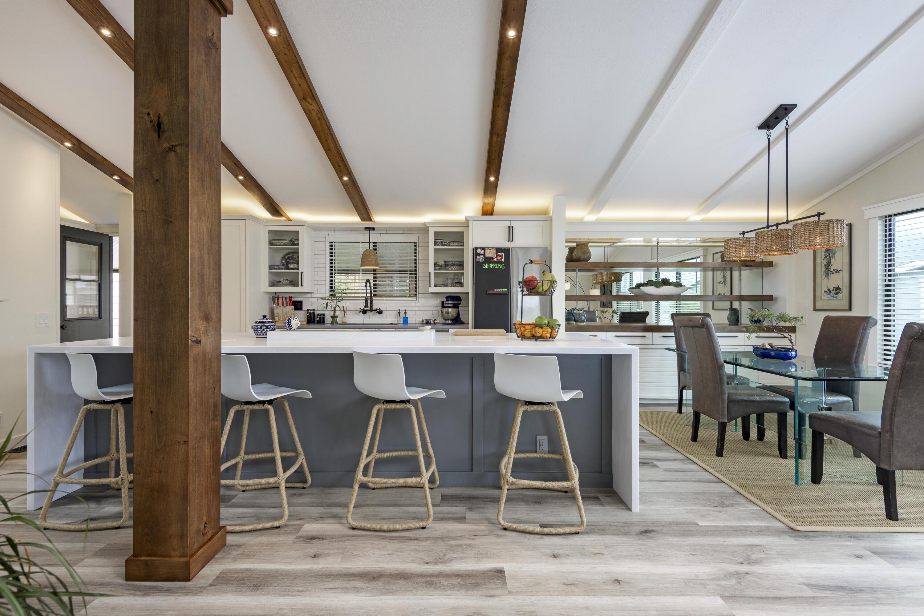 3950 Via Real Spc 239